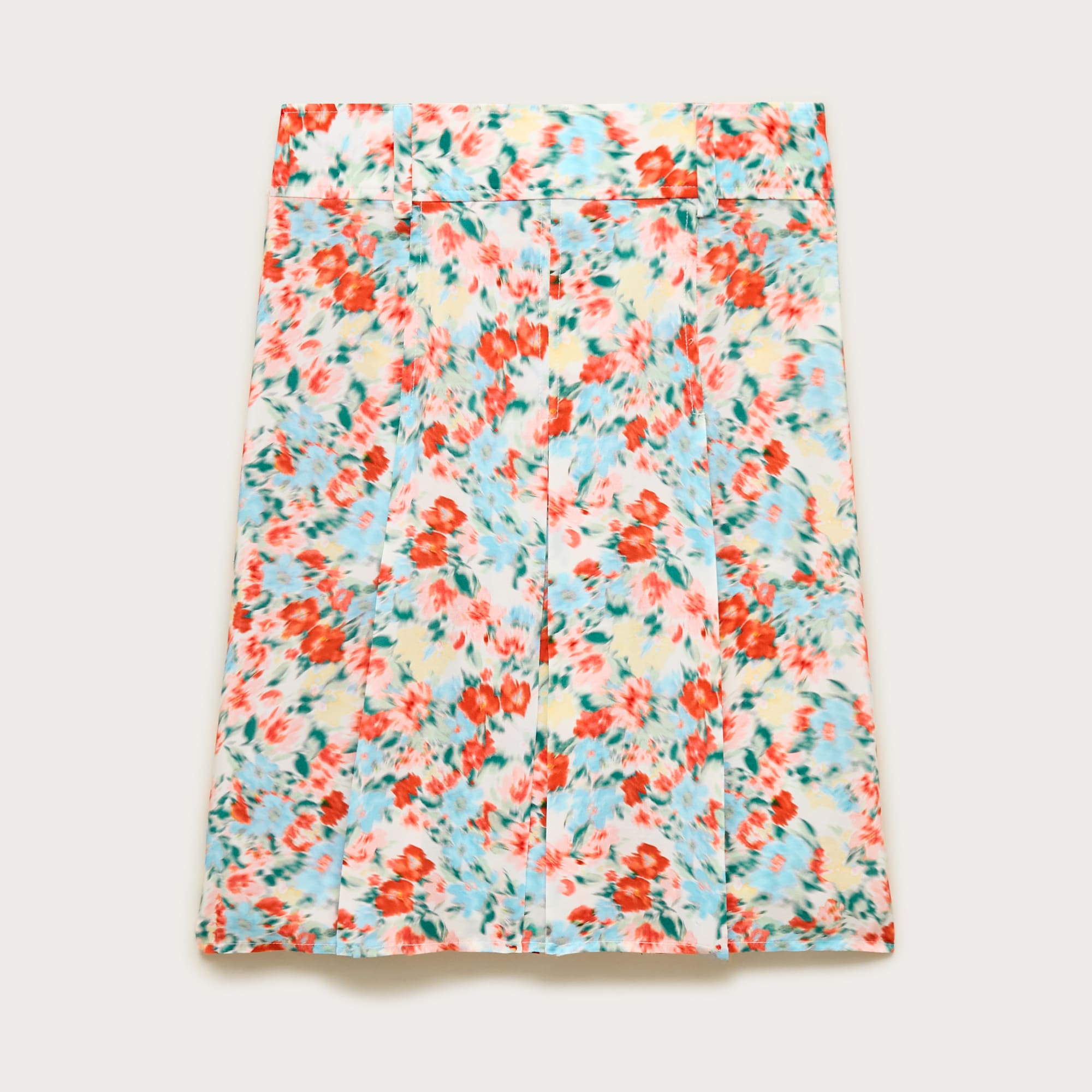 Pleated knee-length skirt in floral print