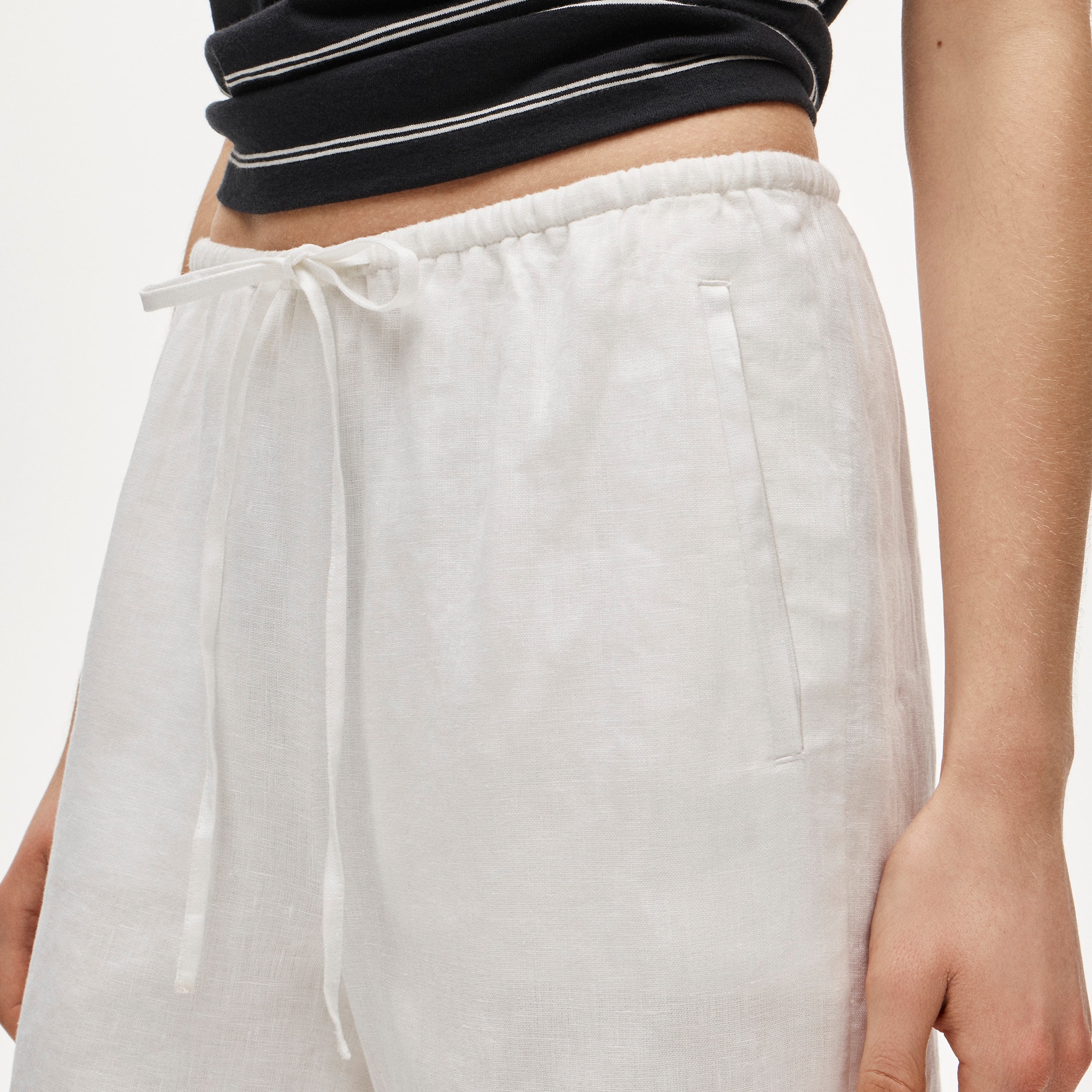 Cosmo short in linen - image 4