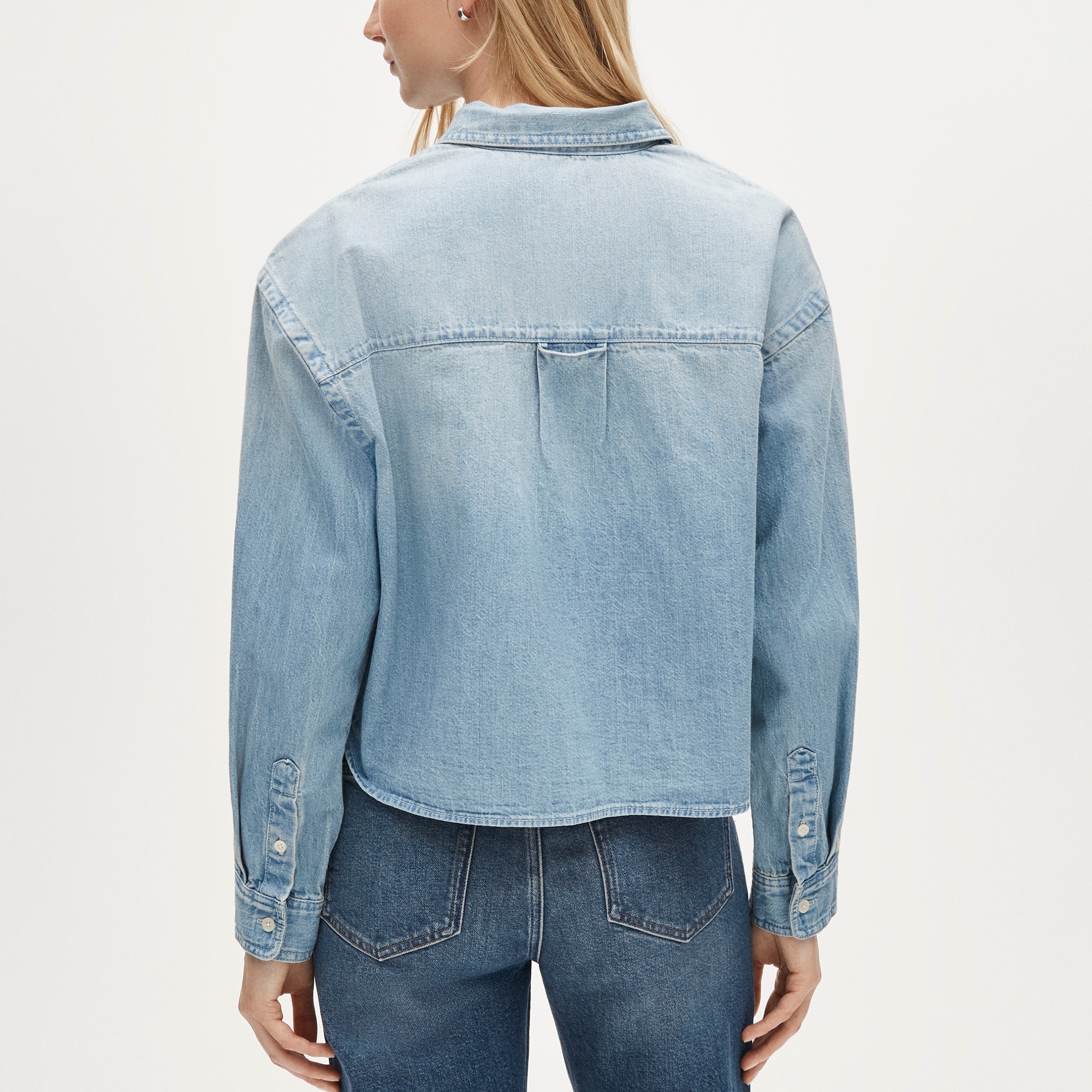 &Eacute;tienne cropped button-up shirt in chambray - image 5