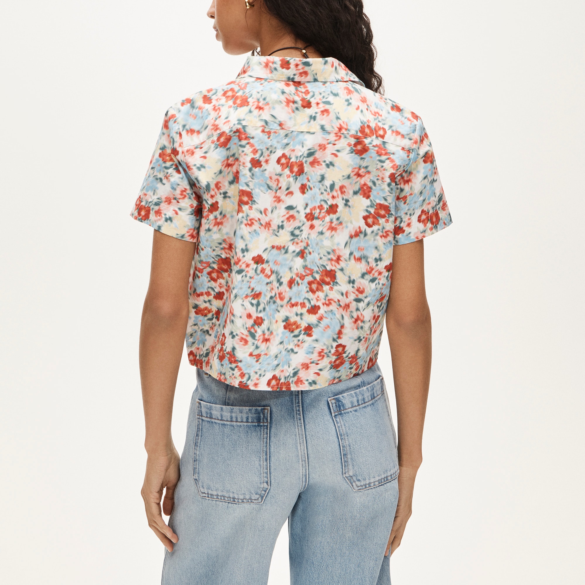 Gamine button-down shirt in blurred floral print