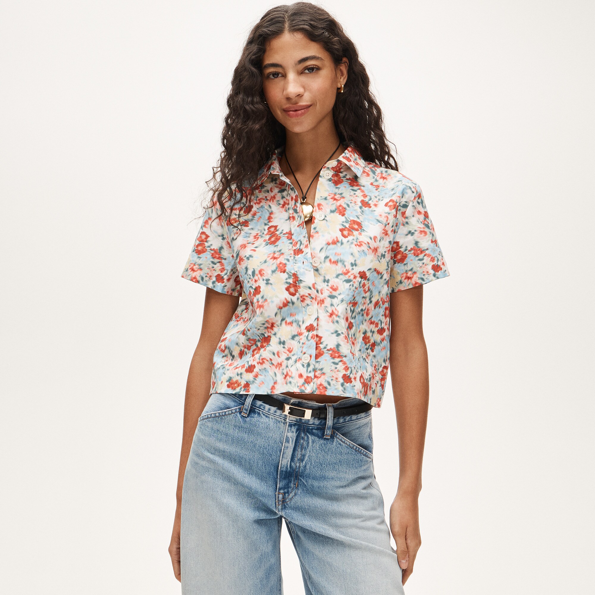 Gamine button-down shirt in blurred floral print