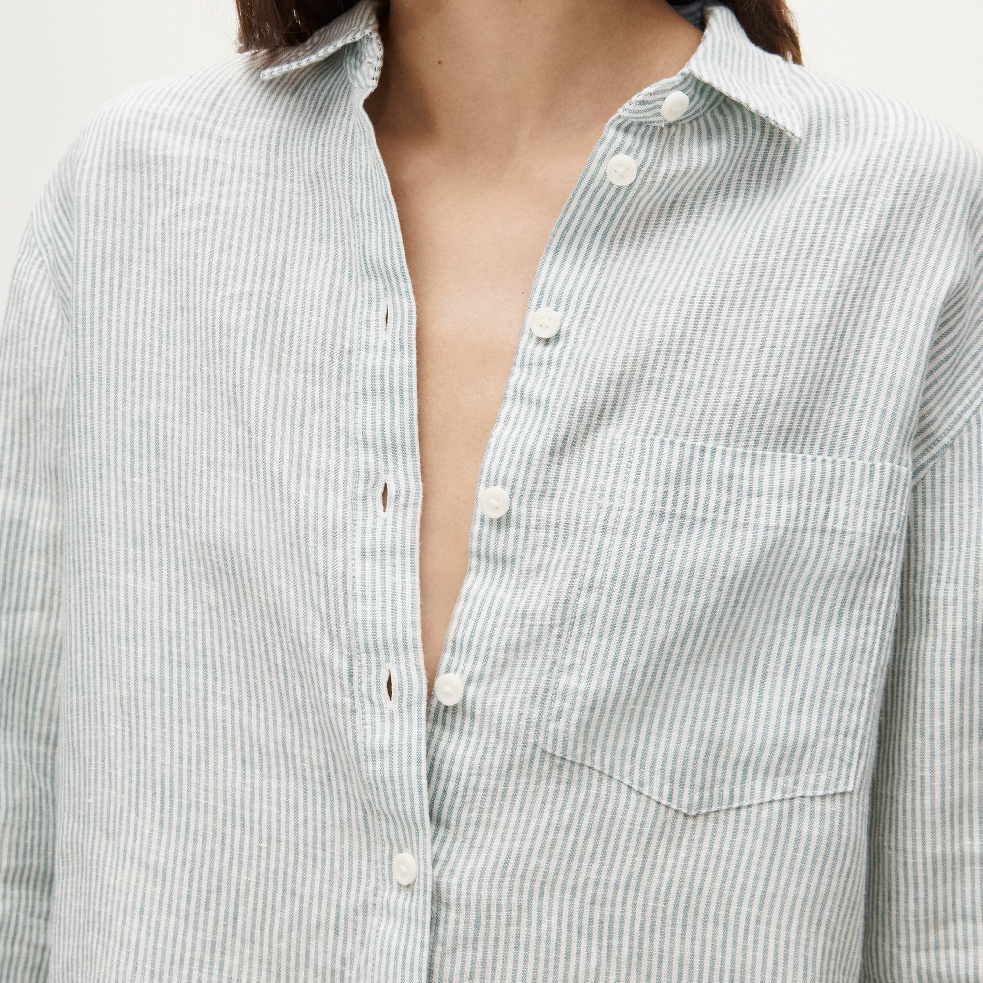 Gar&ccedil;on classic shirt in linen - image 4