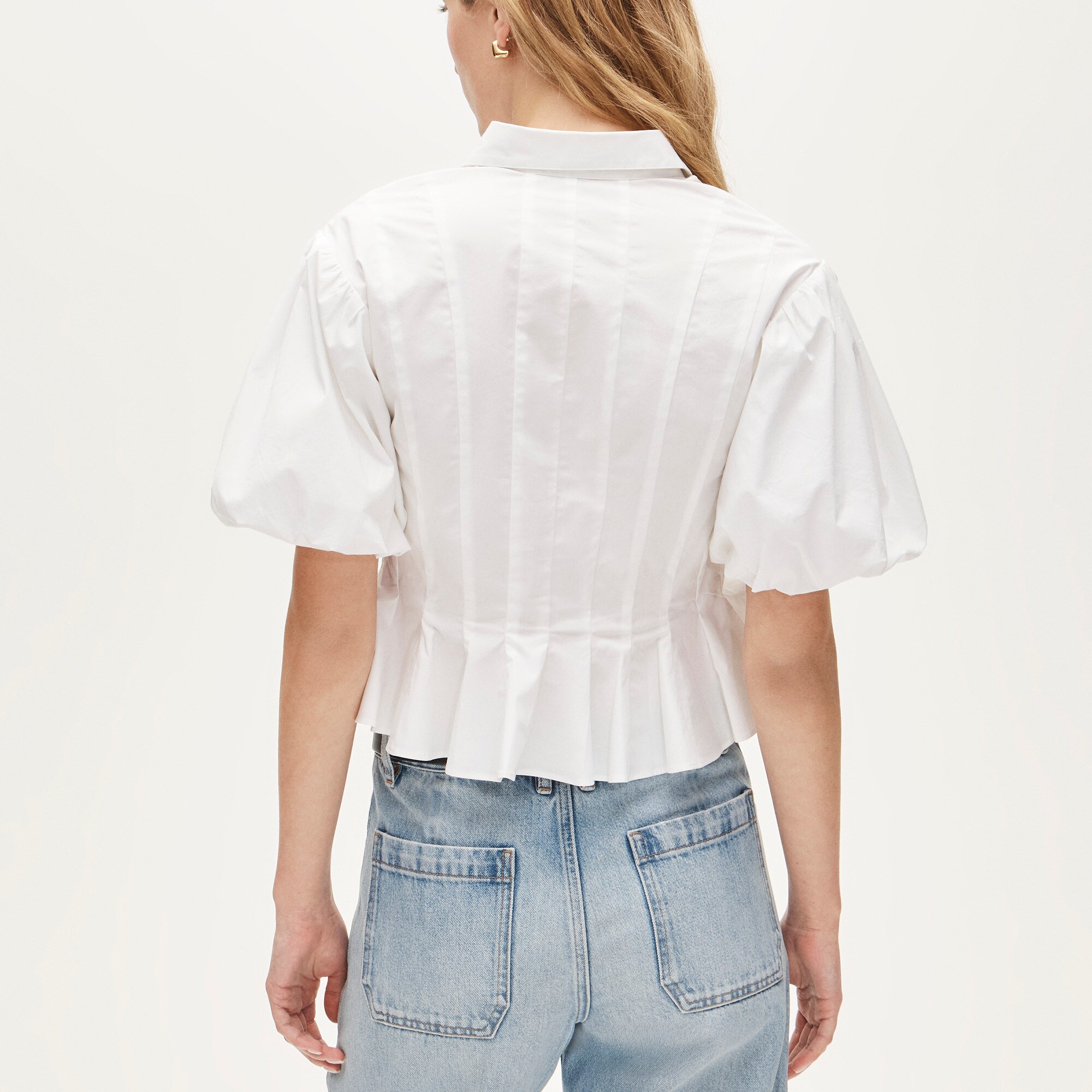 Puff-sleeve button-up shirt