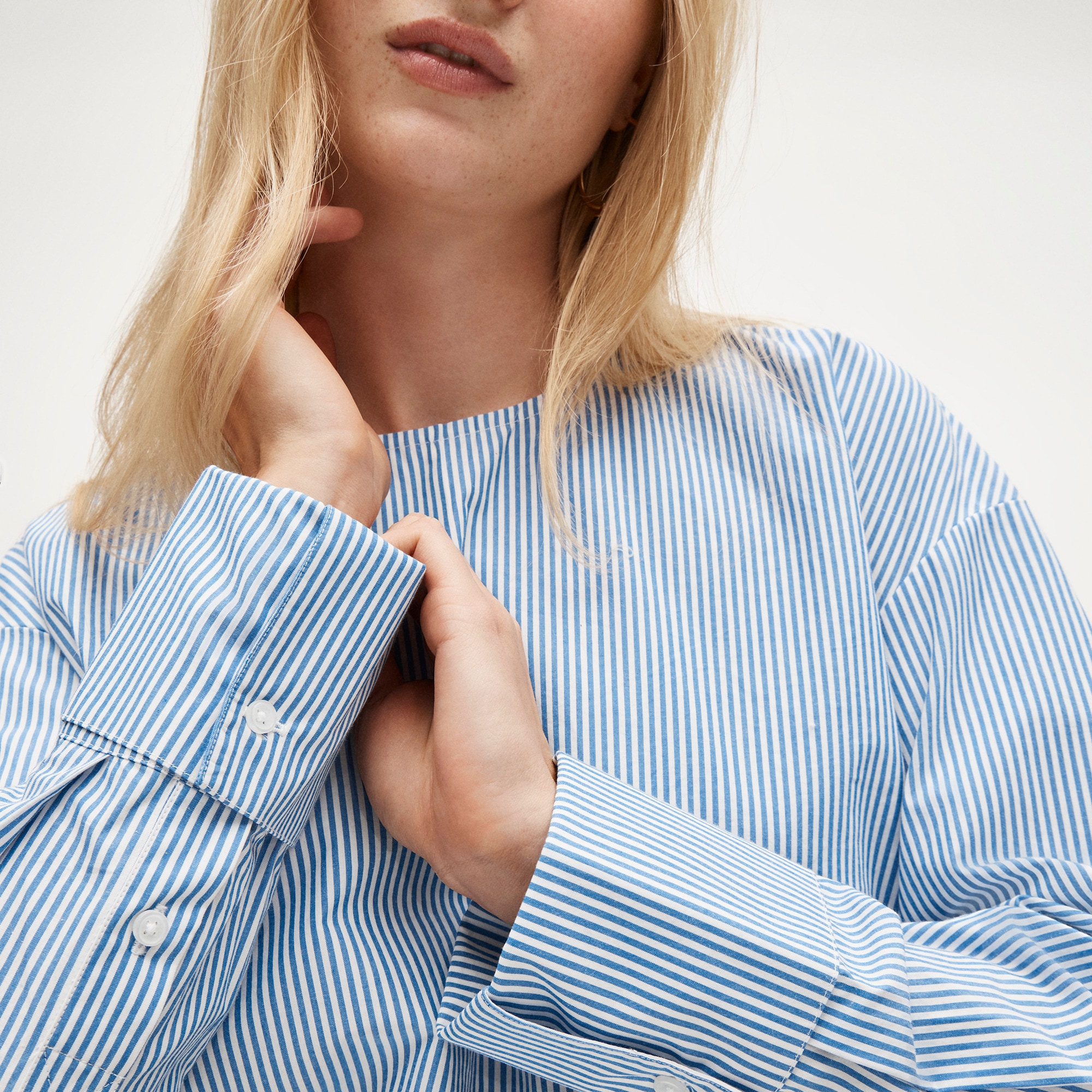 French cuff shirt in striped cotton poplin