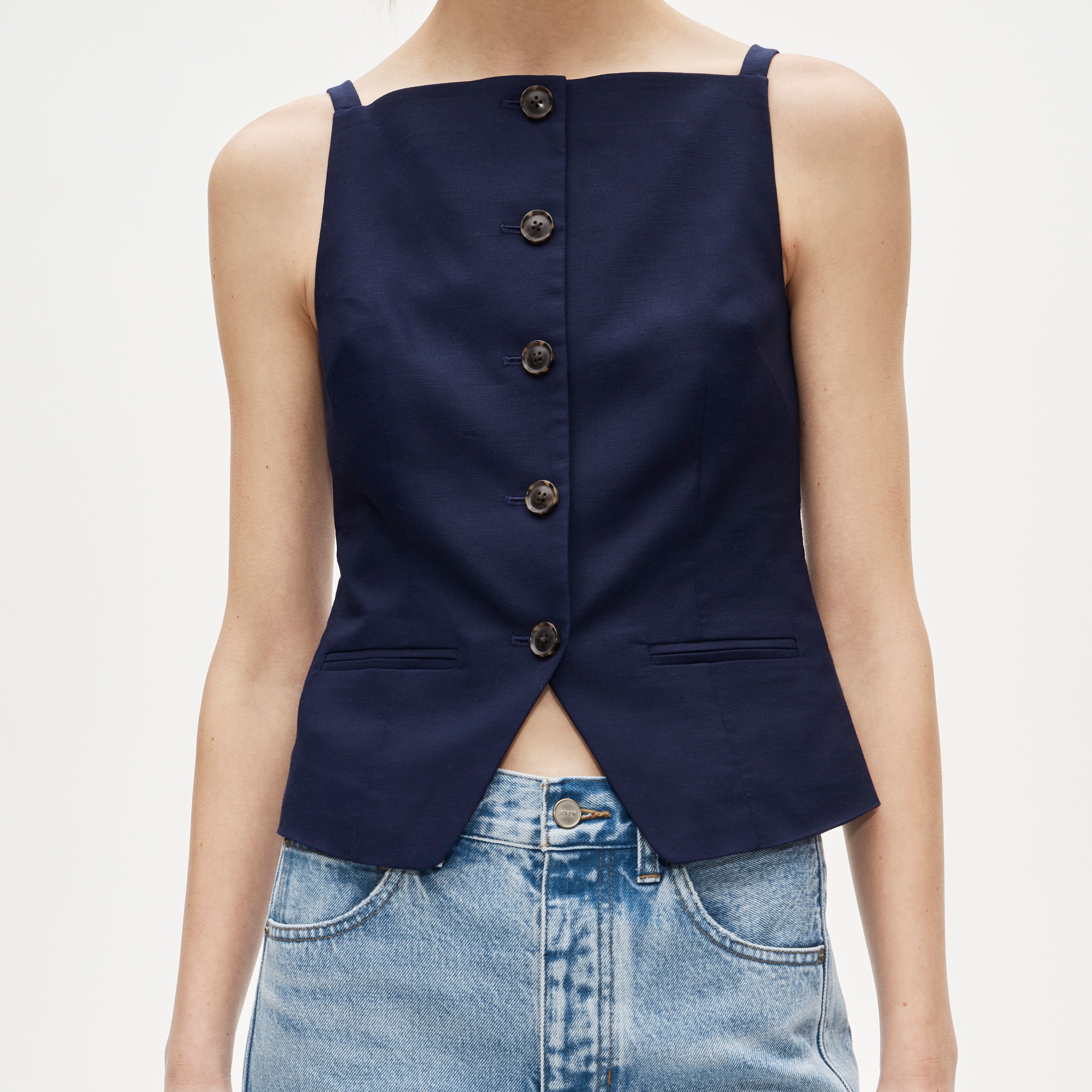 Button-up cutaway tank top in Gramercy linen blend