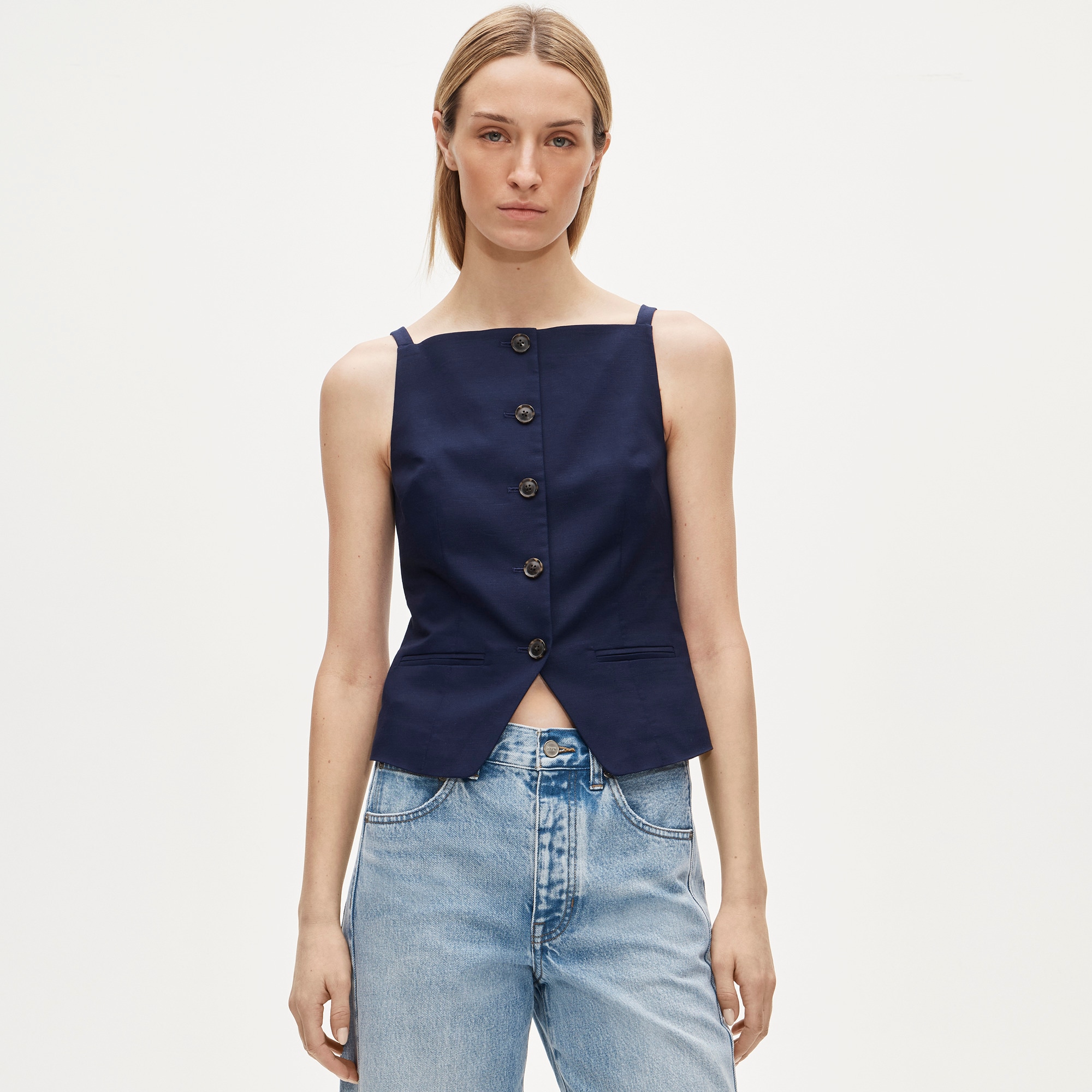 Button-up cutaway tank top in Gramercy linen blend