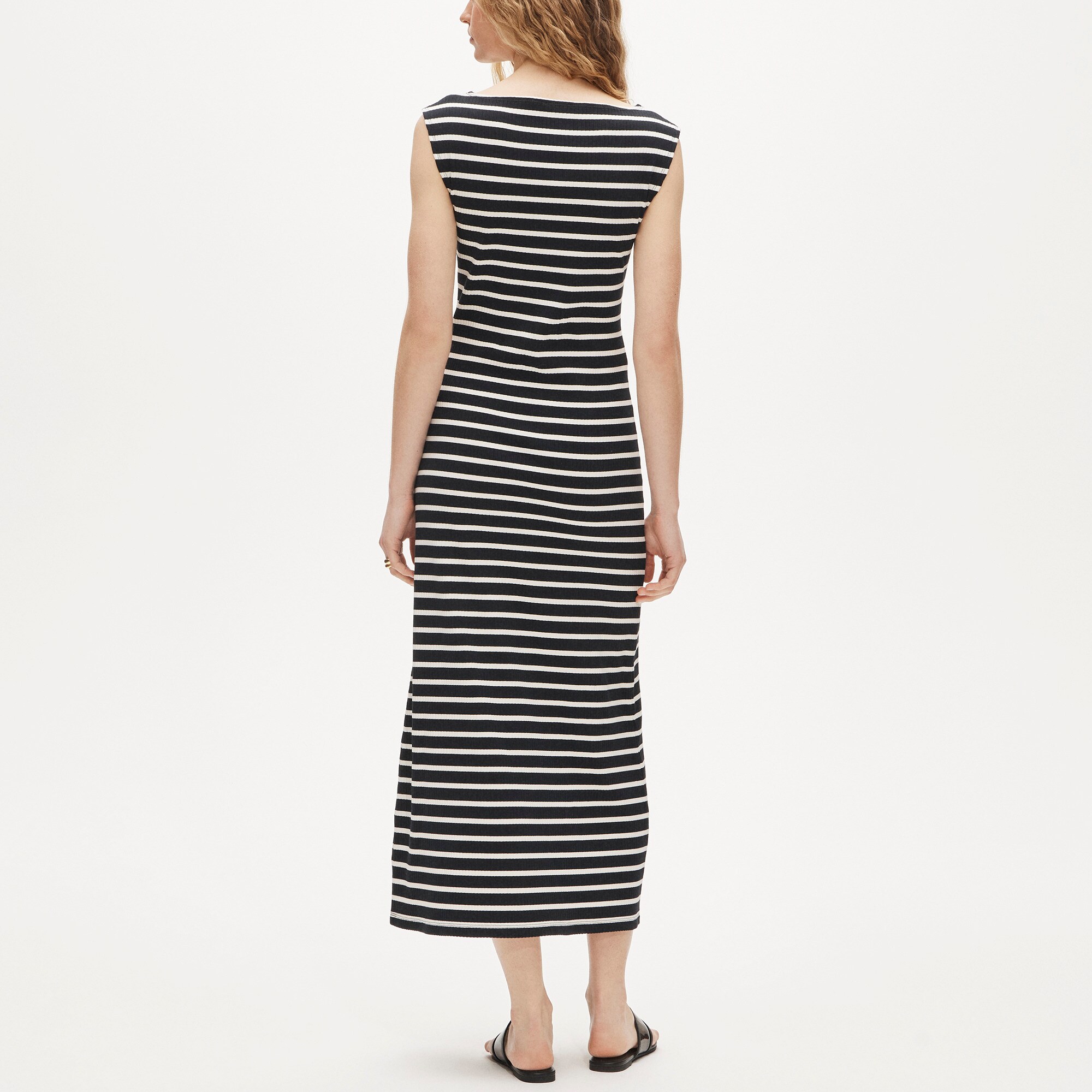 Sheath dress in stripe