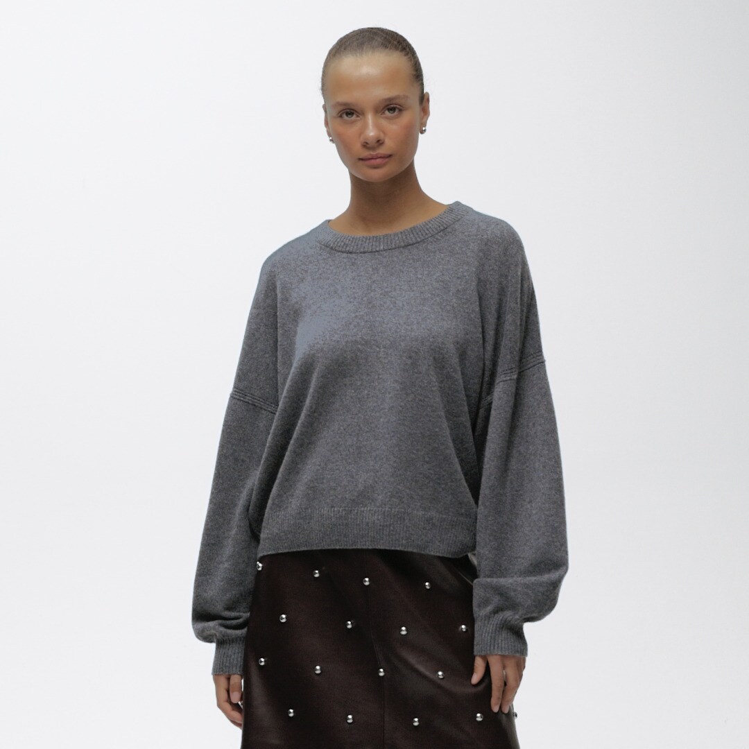 Cashmere blouson-sleeve sweater