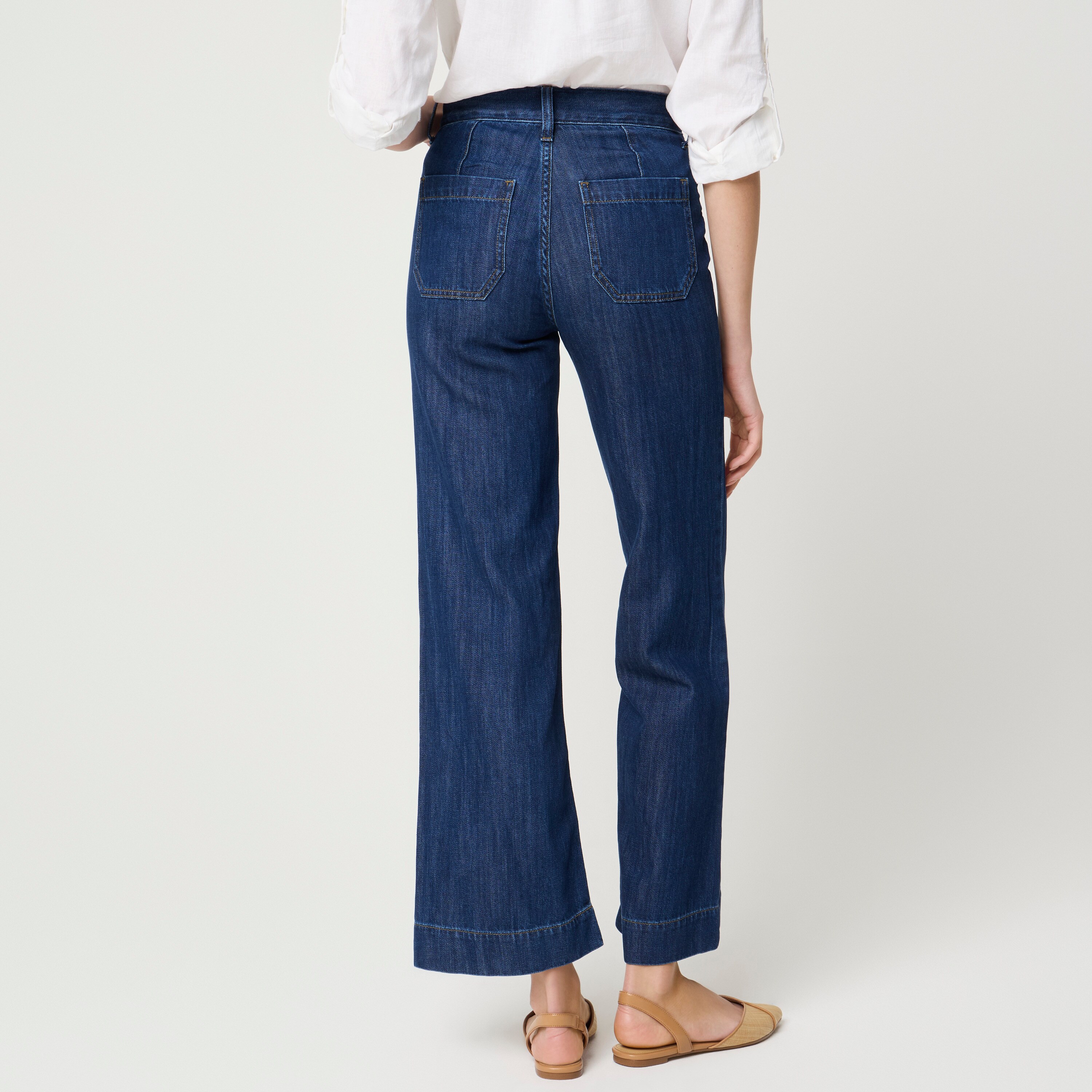 Light-feel Lizzie wide-leg jean
