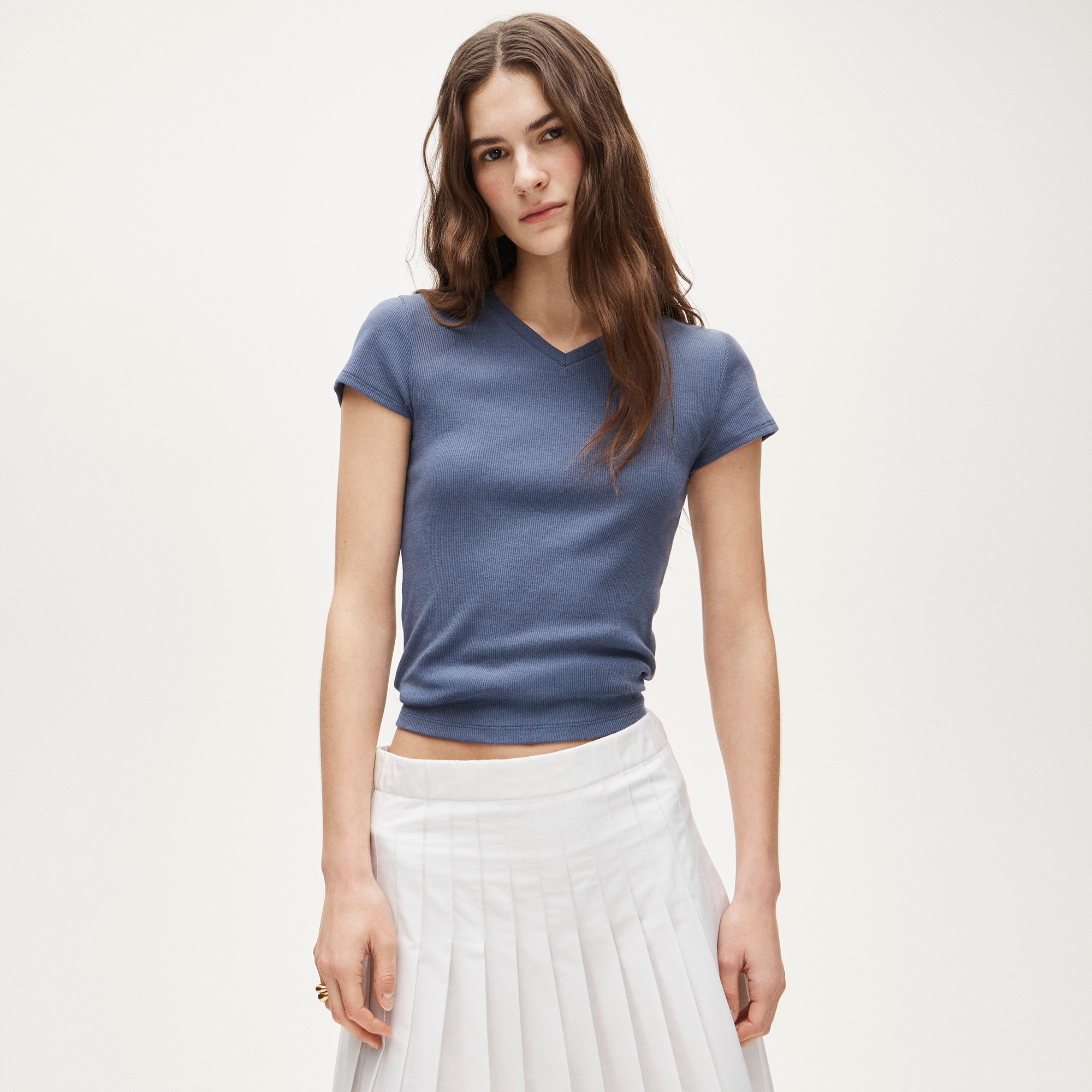 Perfect rib high V-neck T-shirt - image 3