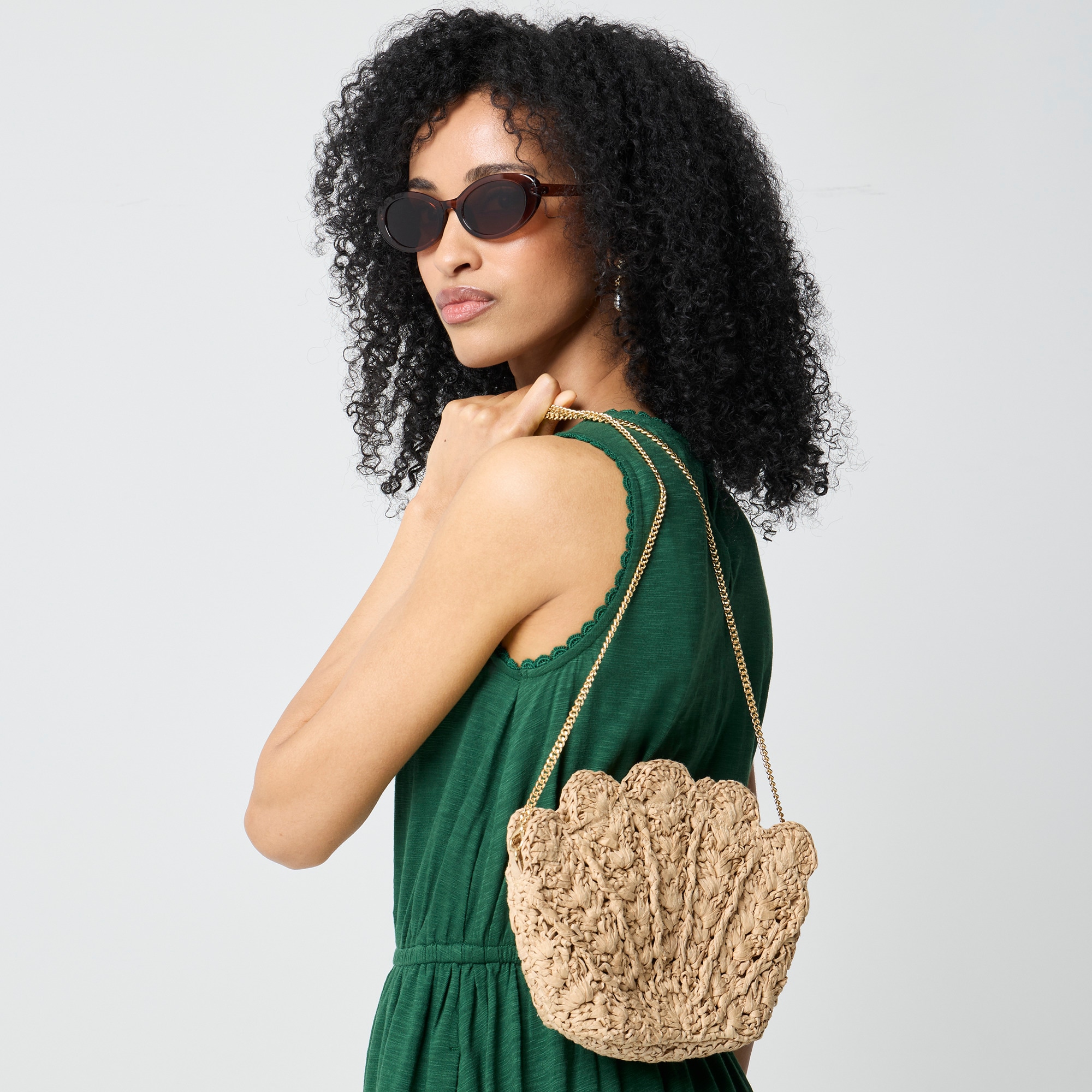 Woven shell clutch