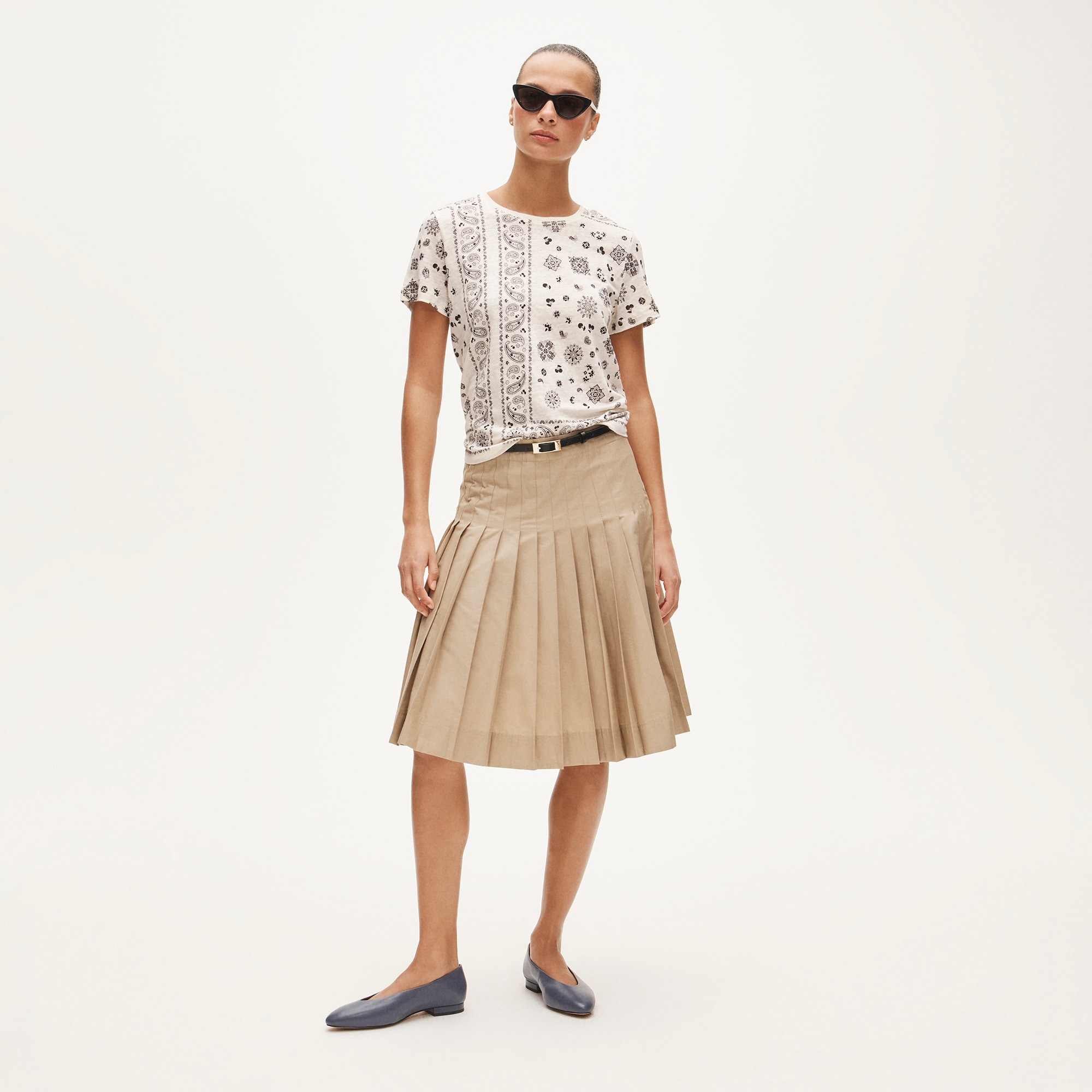 New relaxed linen T-shirt in bandana print