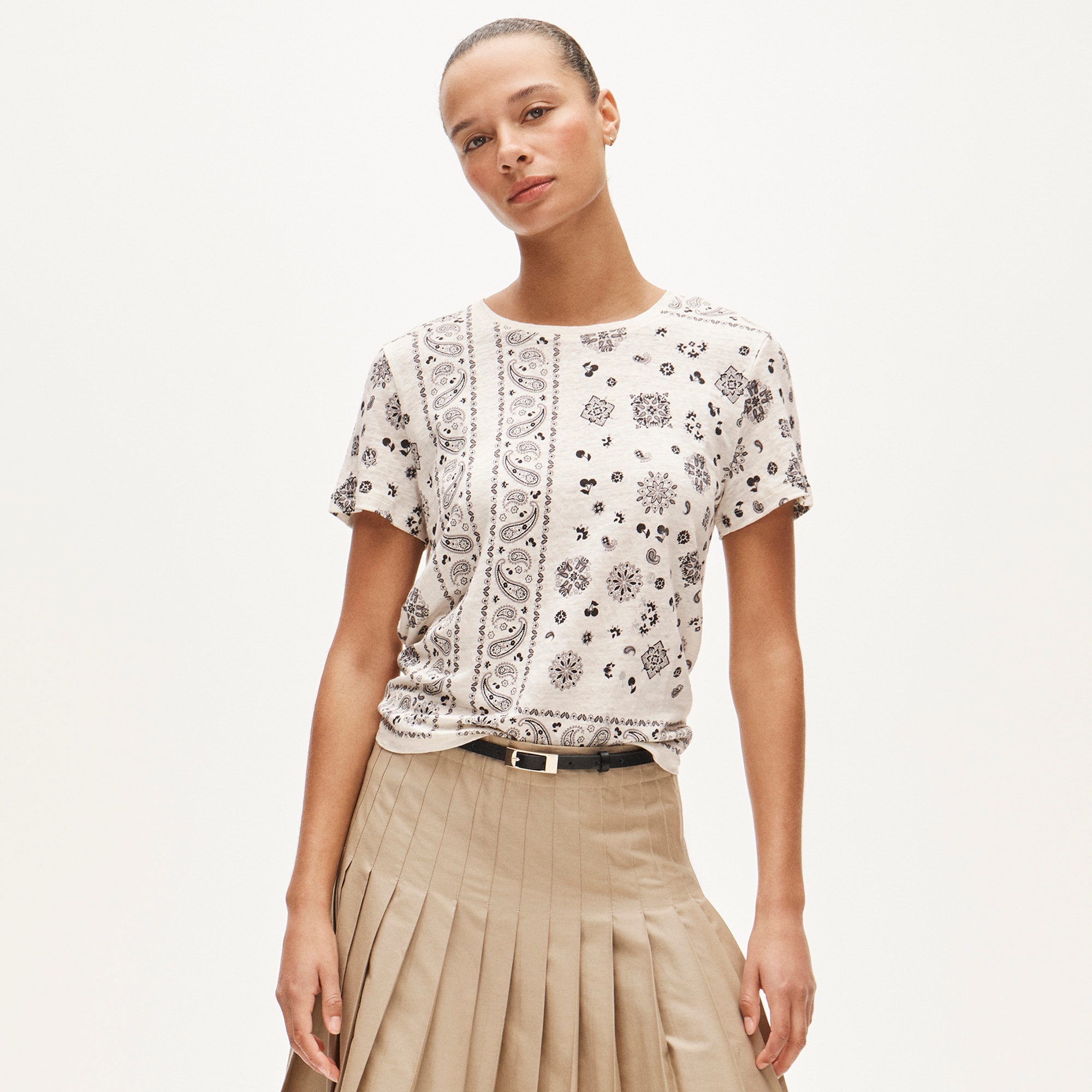New Relaxed Linen T-shirt In Bandana Print For Women | J.Crew