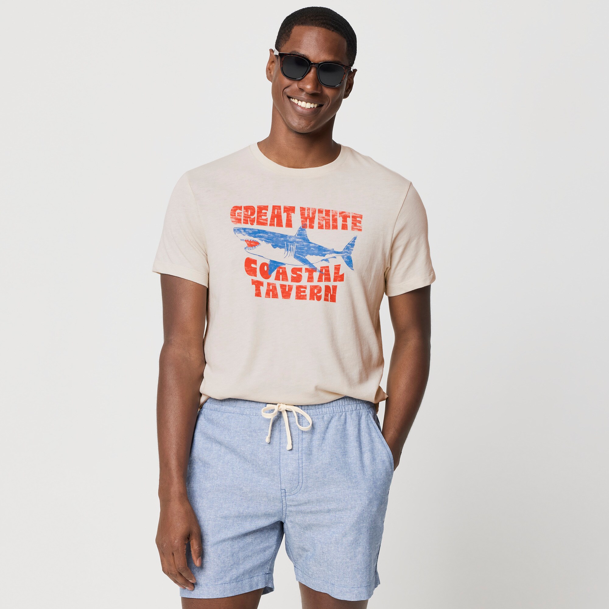 Great white graphic tee