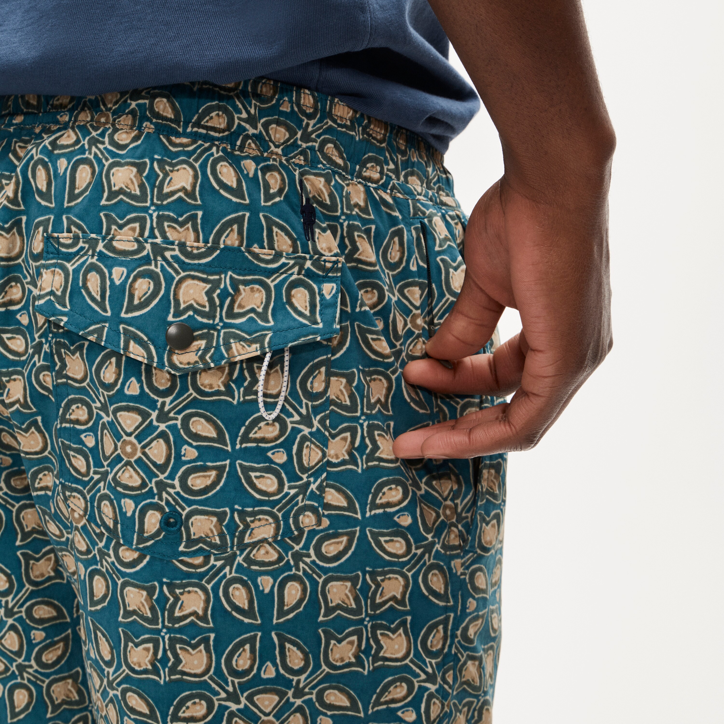 6" soft-lined stretch swim trunk