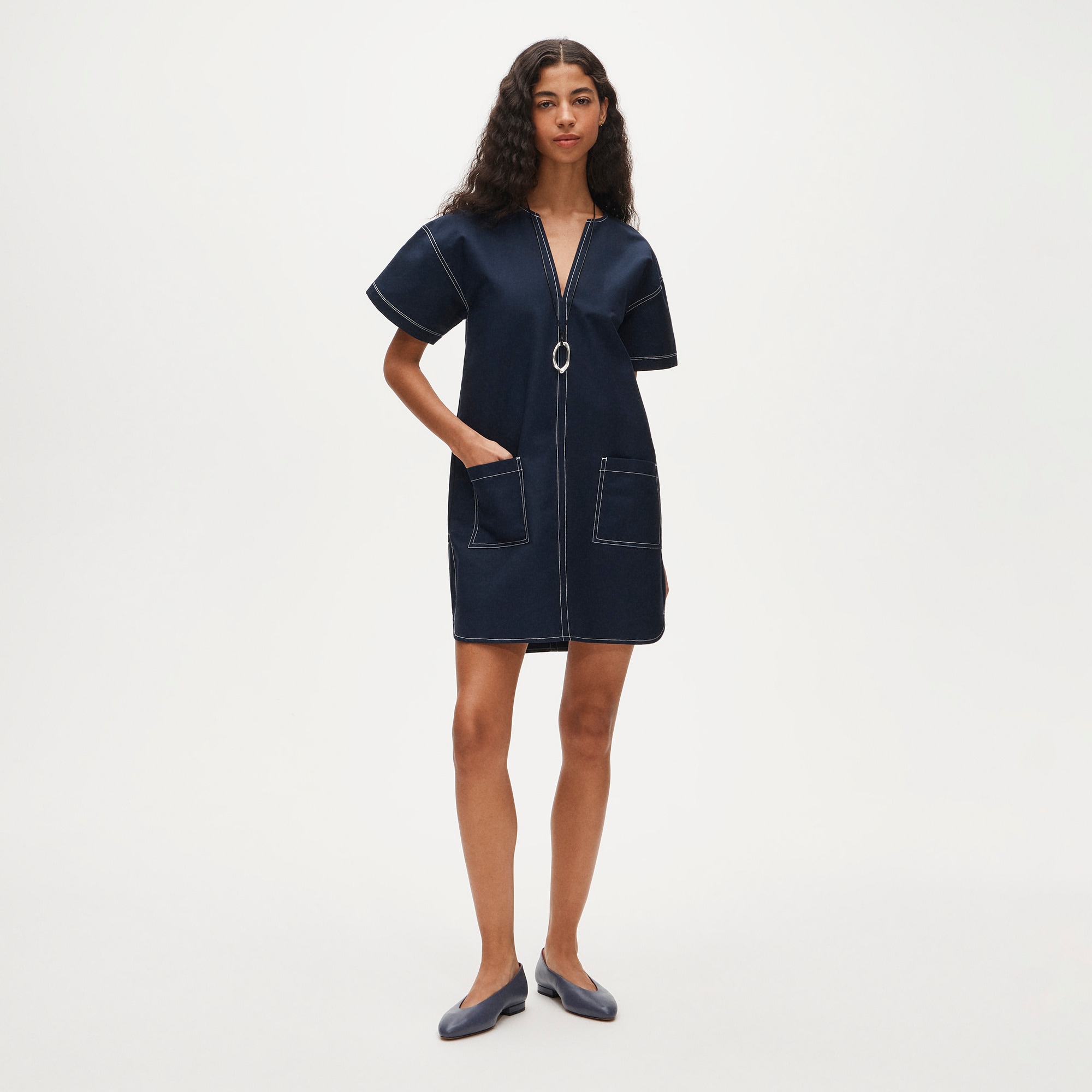 Petite patch-pocket pullover dress in structured cotton poplin - Navy