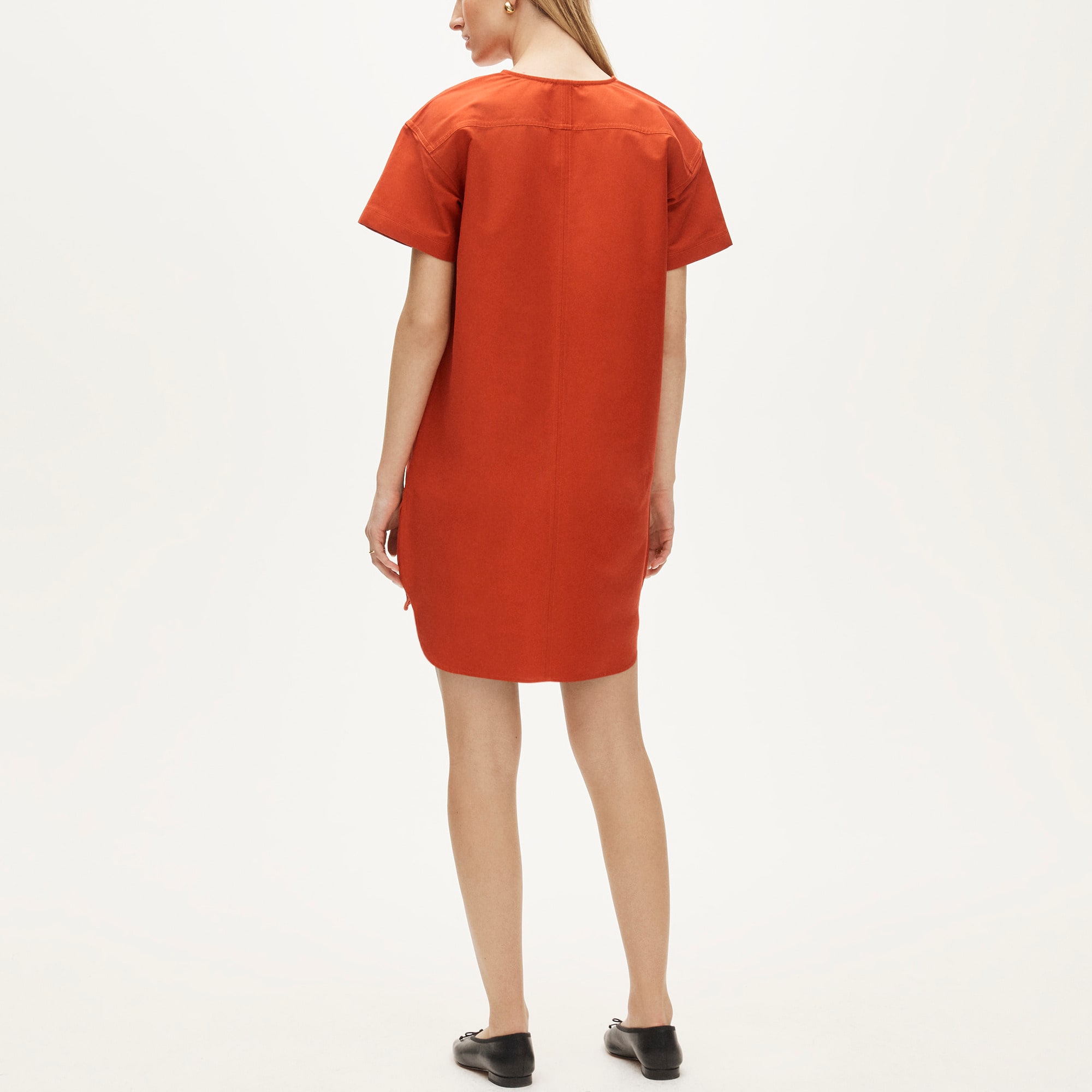 Patch-pocket pullover dress in structured cotton poplin - image 4