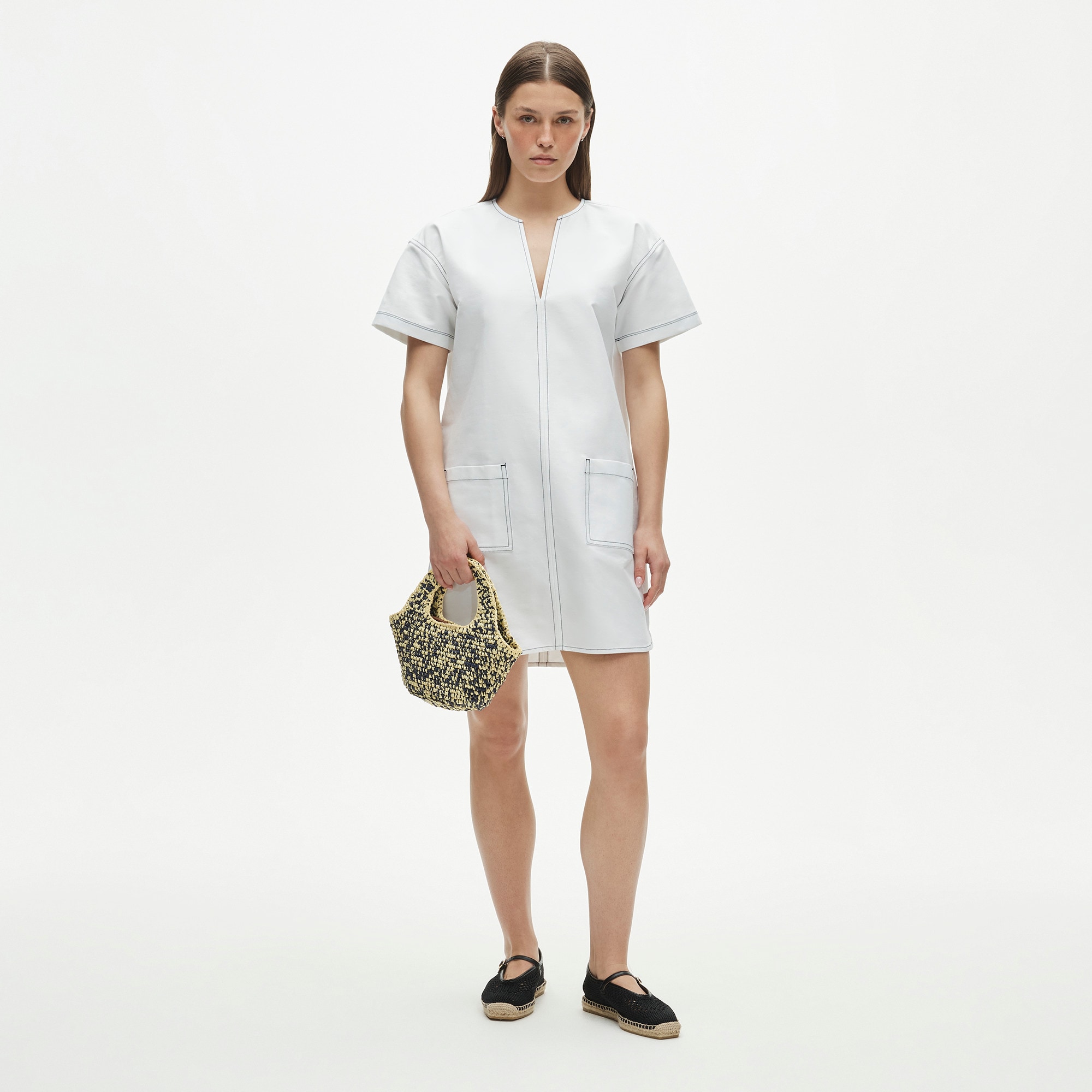 Patch-pocket pullover dress in structured cotton poplin