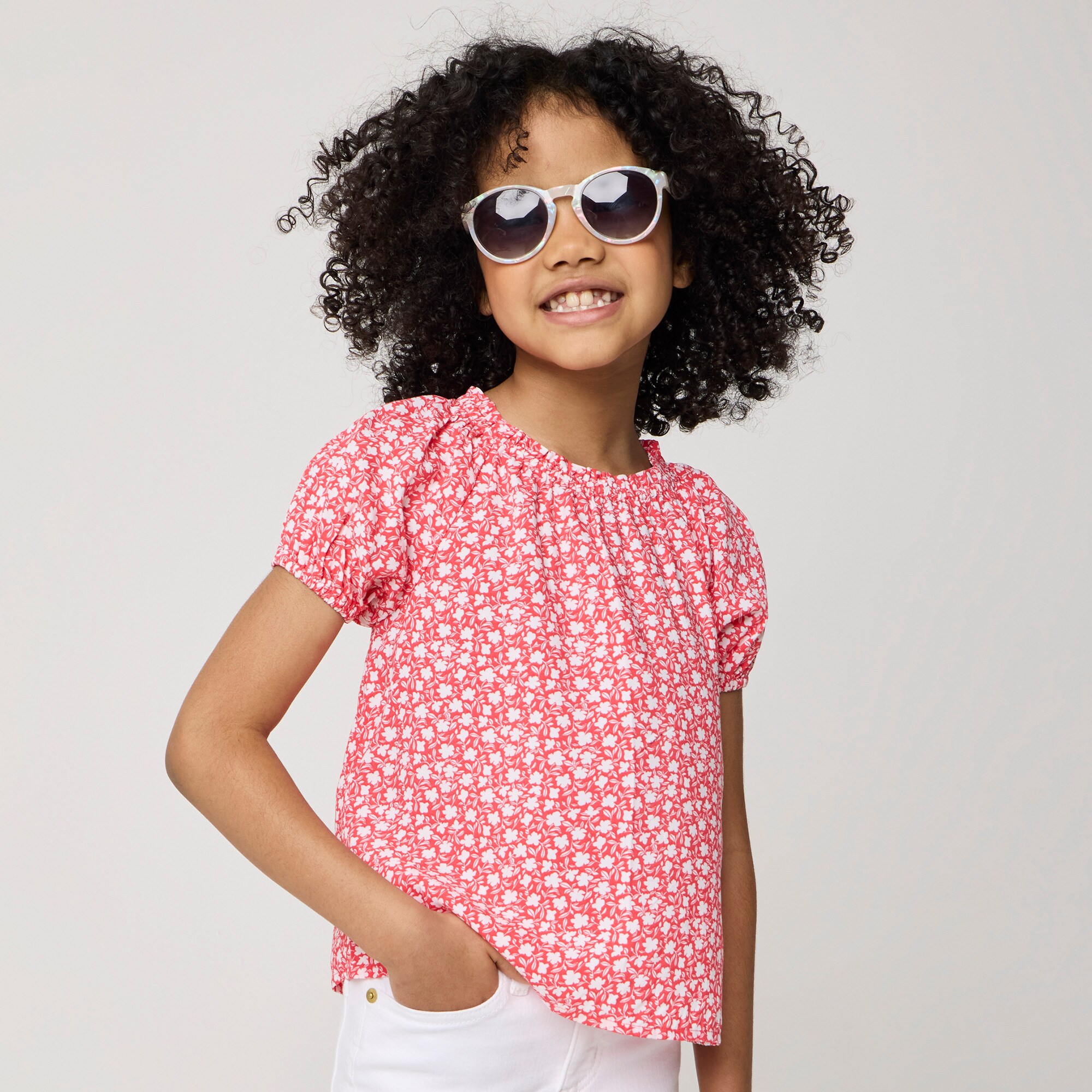 Girls' puff-sleeve top