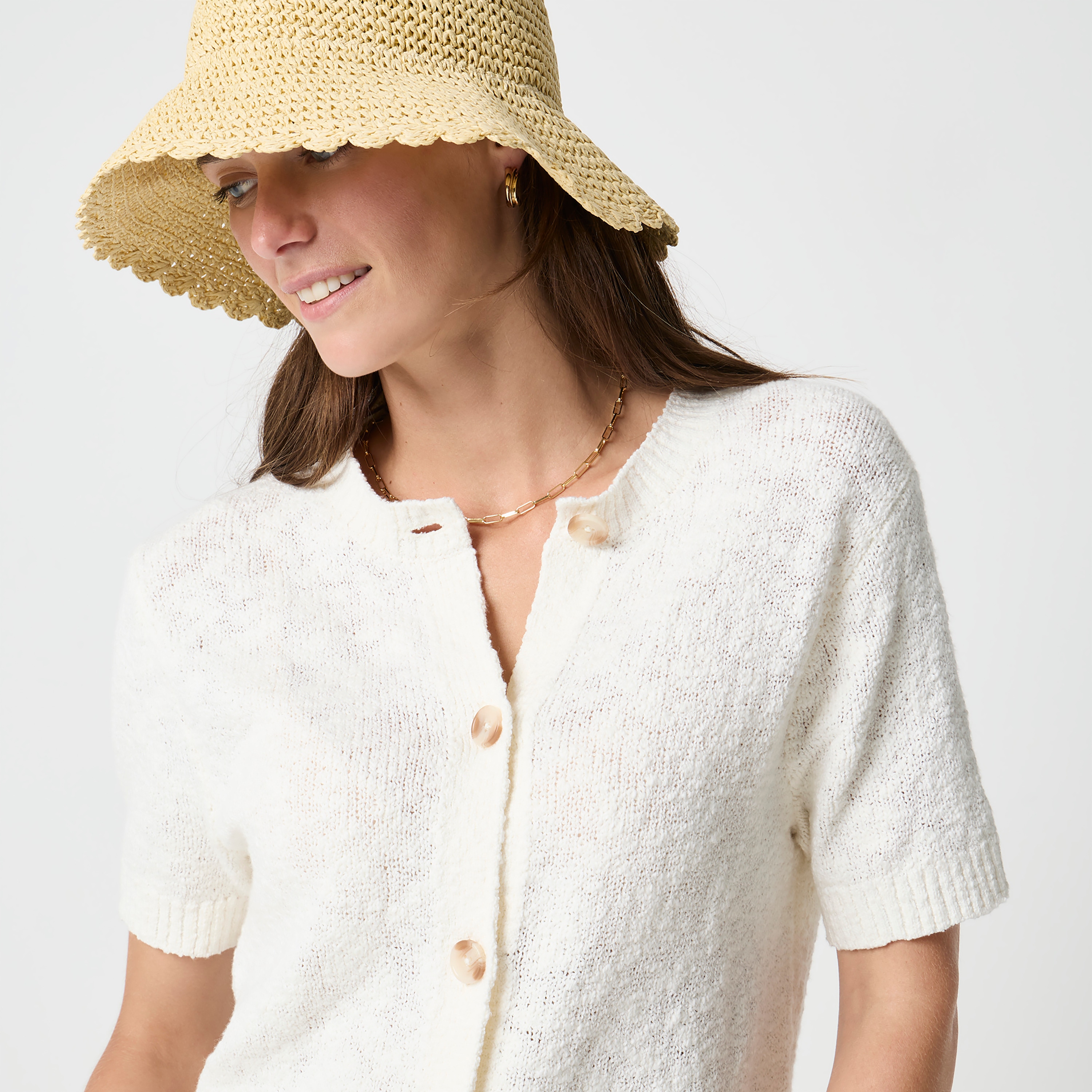 Short-sleeve slub cardigan sweater