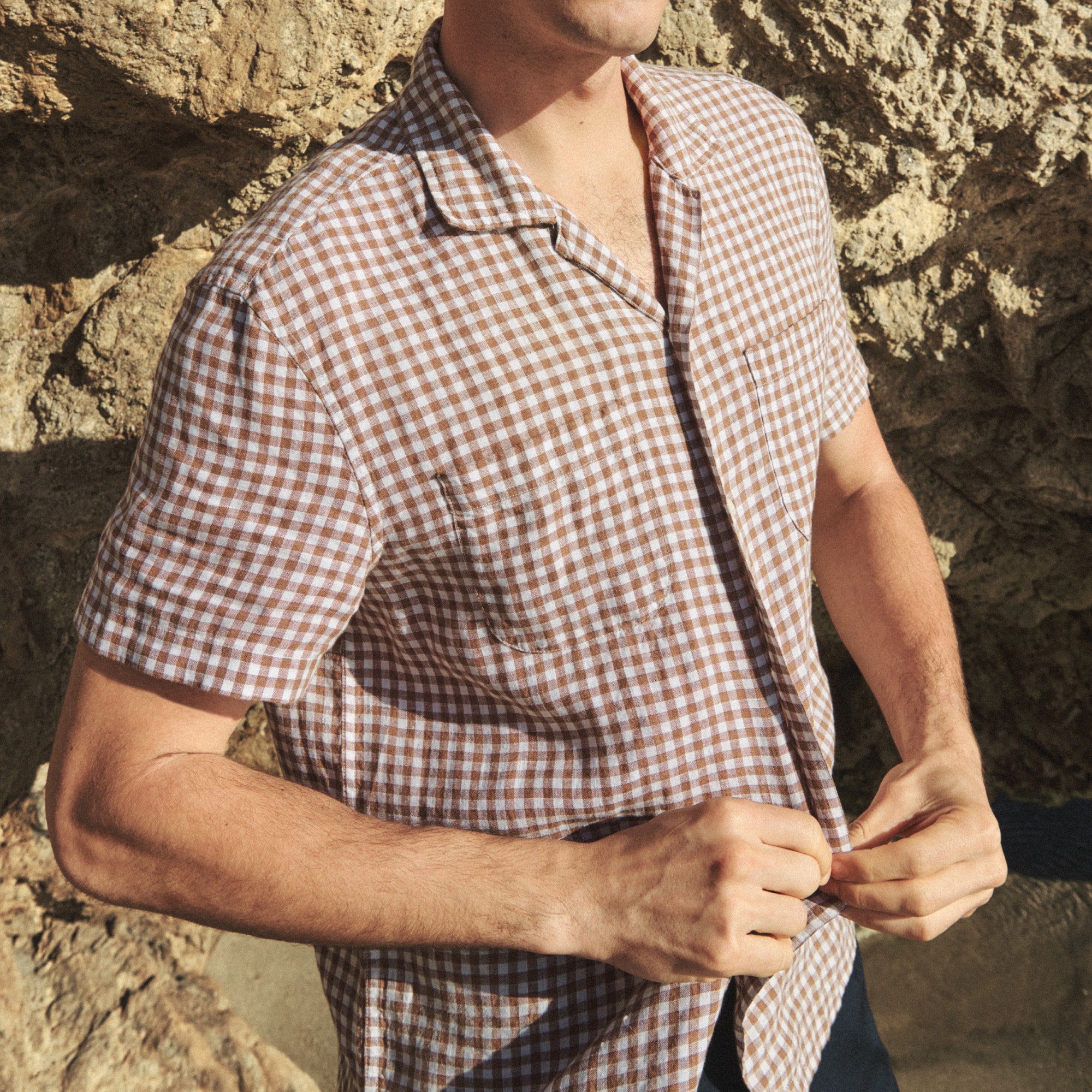 Short-sleeve linen camp-collar shirt in gingham