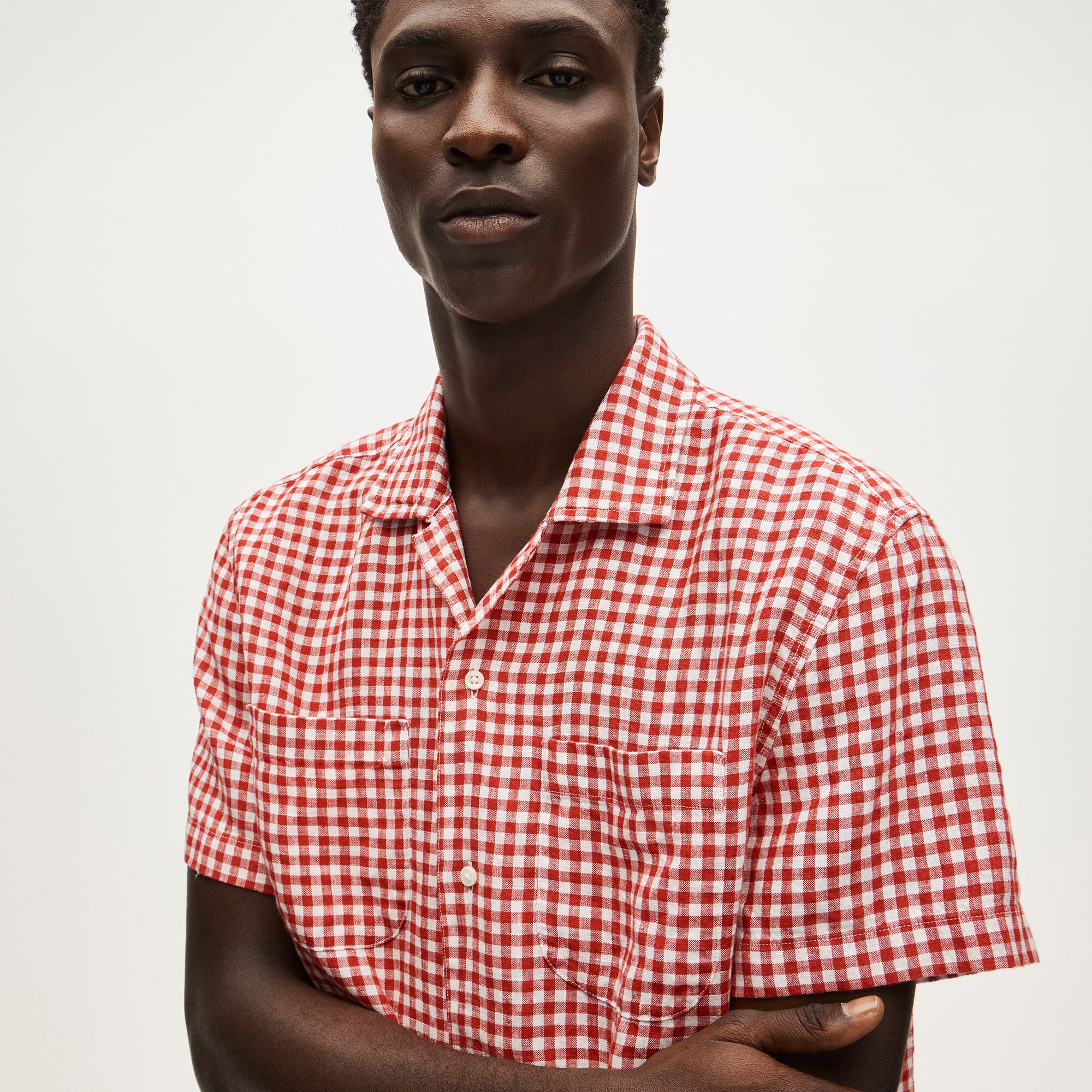 Short-sleeve linen camp-collar shirt in gingham