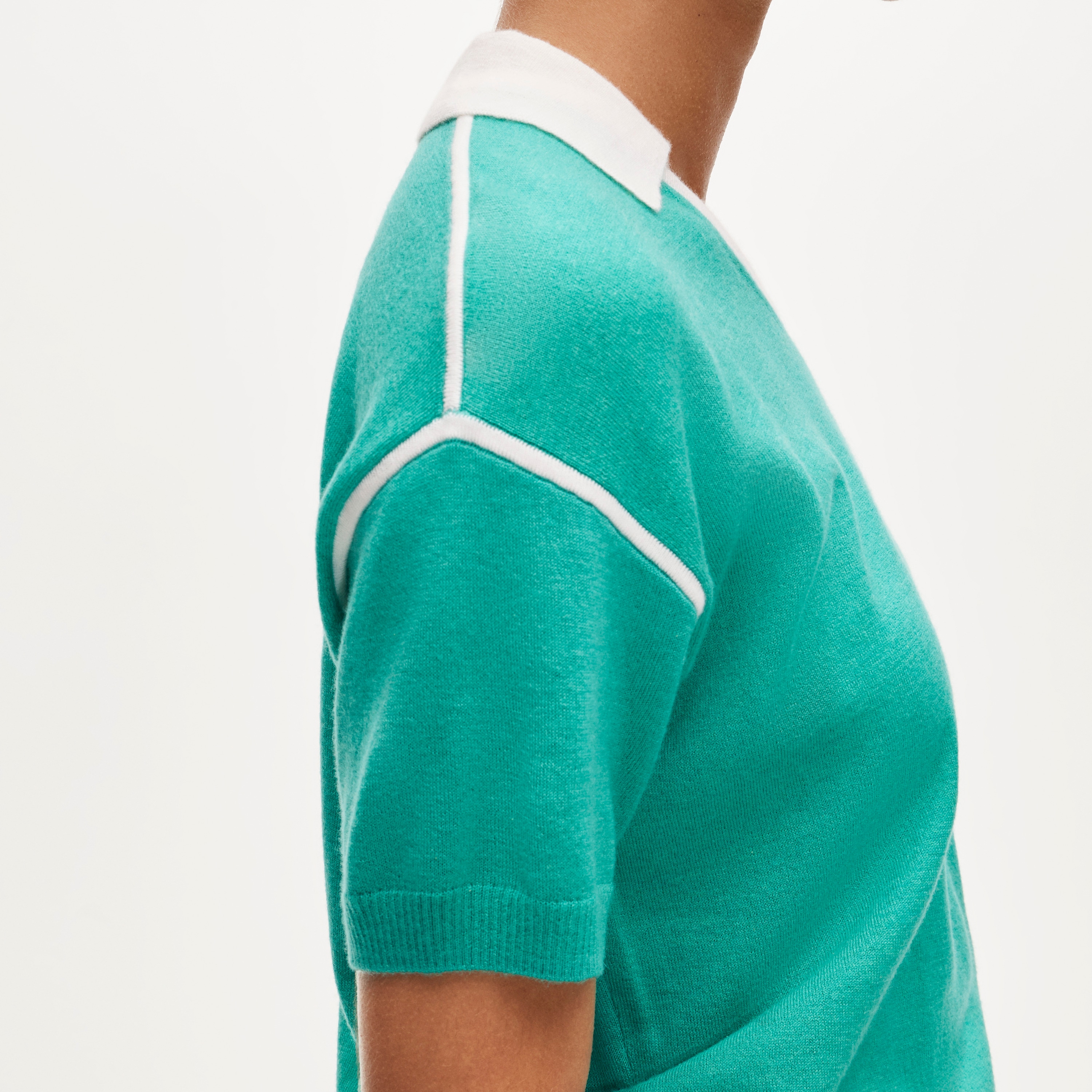 Featherweight cashmere high V-neck sweater-polo