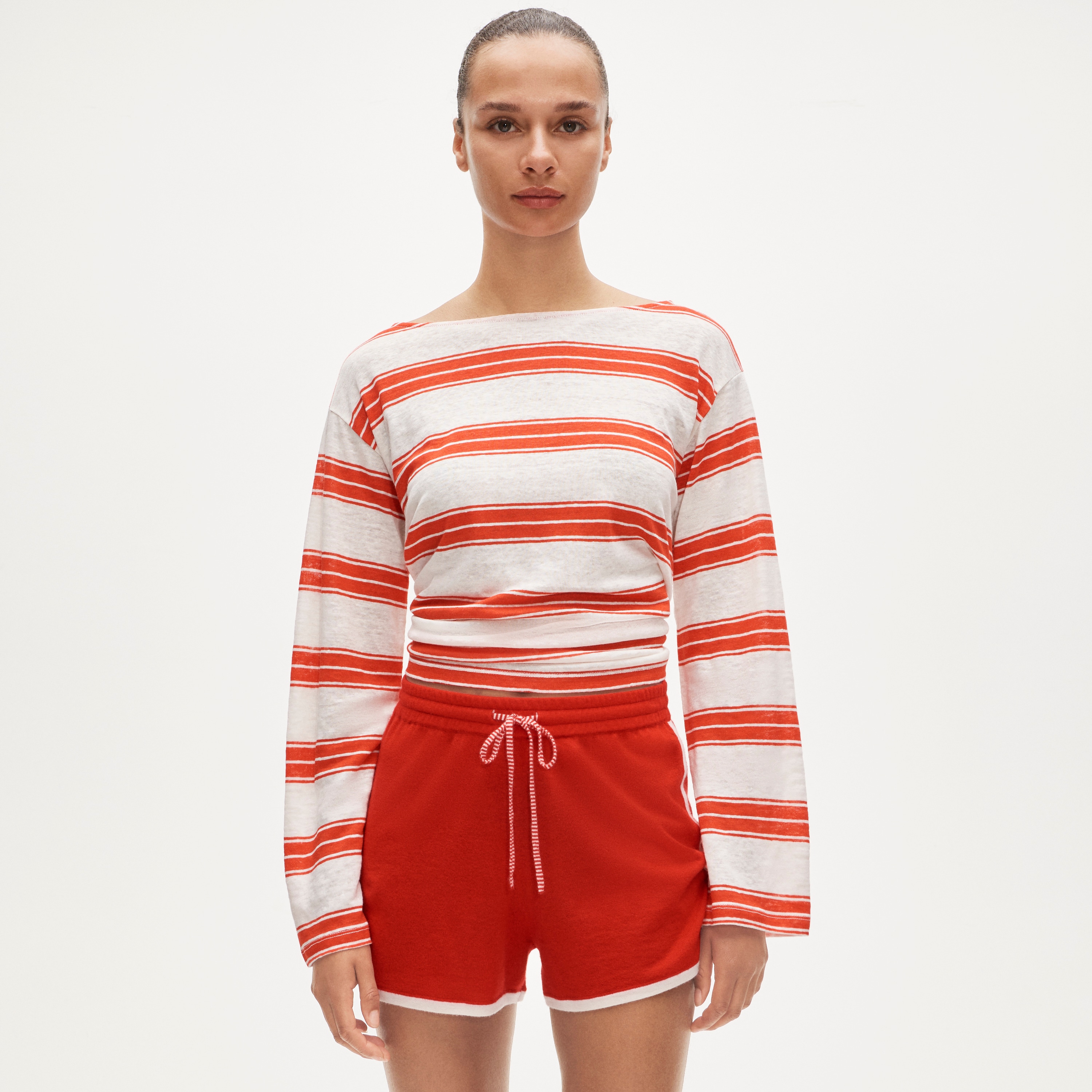 Featherweight cashmere drawstring short