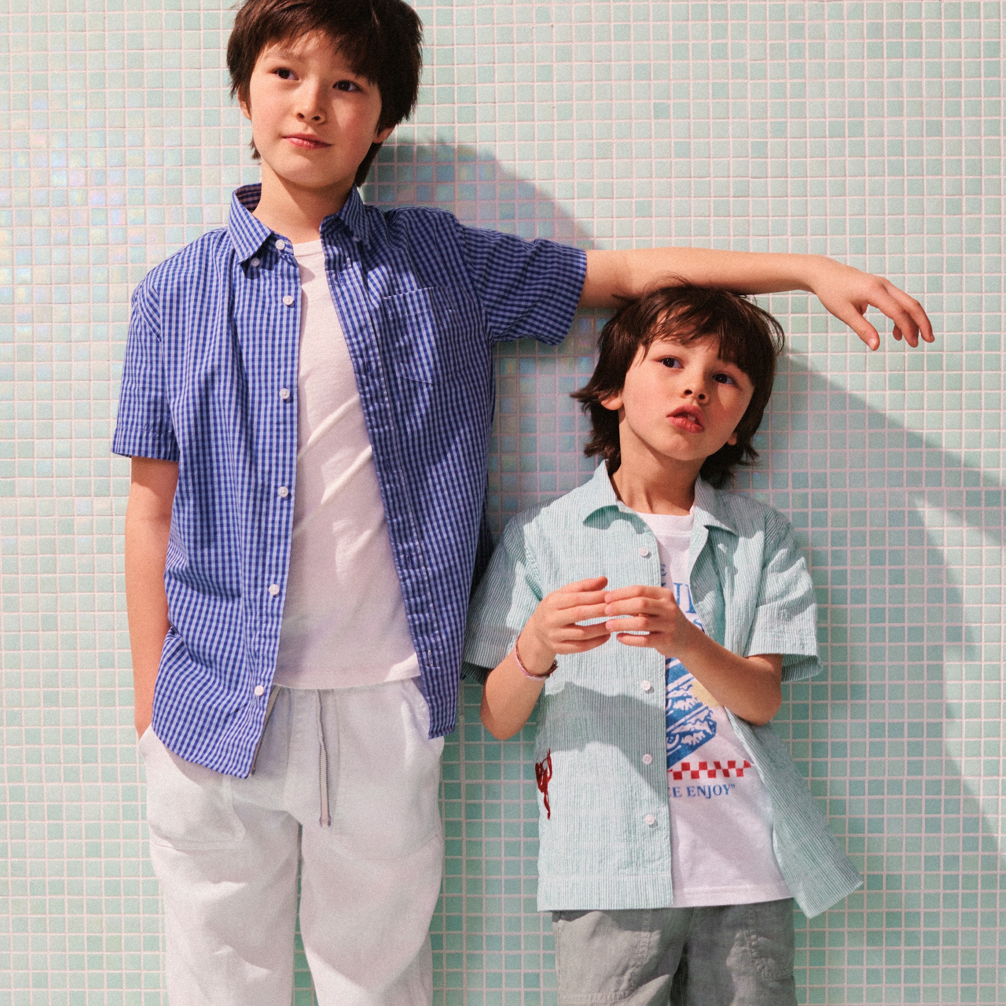 Kids' short-sleeve poplin button-down in gingham