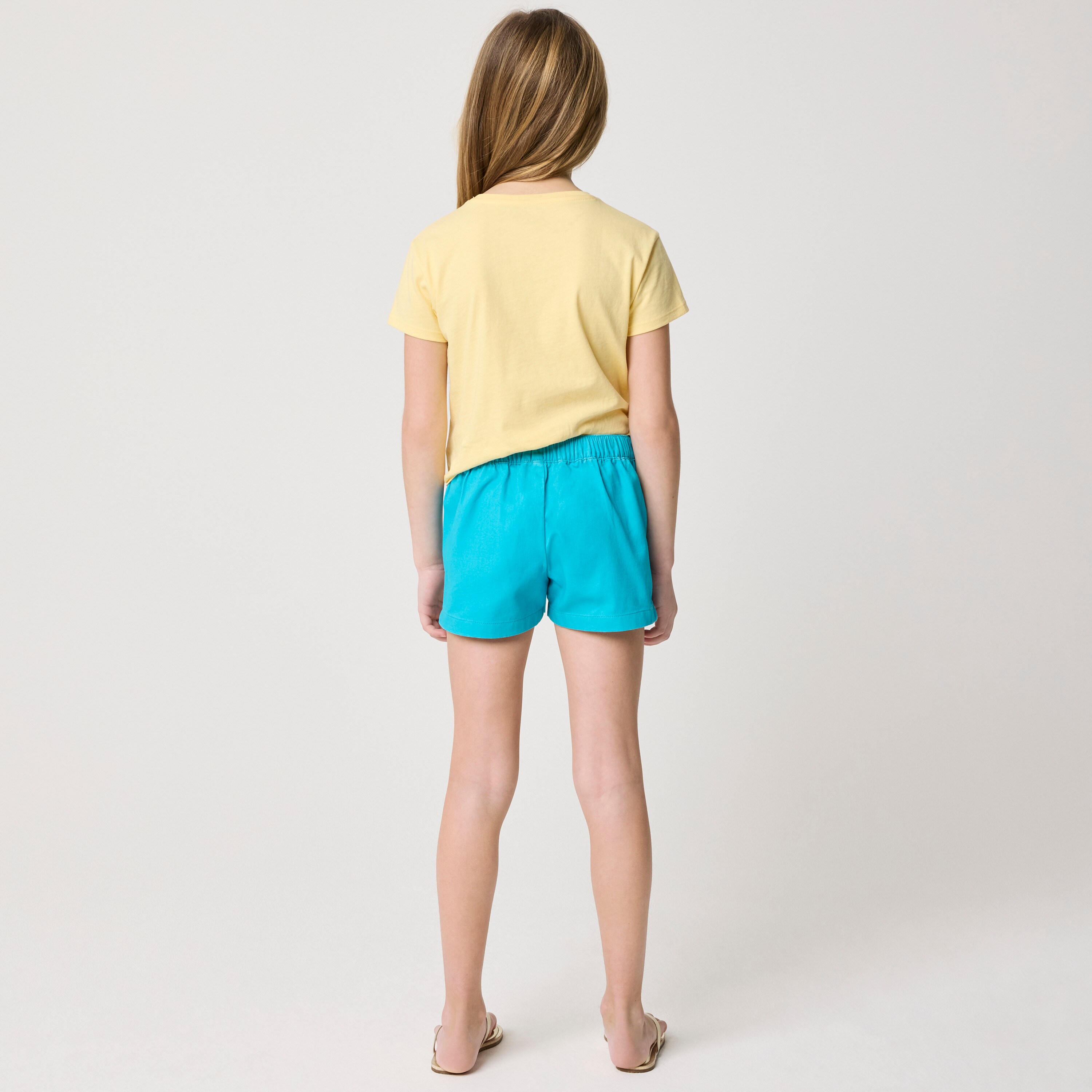 Girls' patch-pocket pull-on short