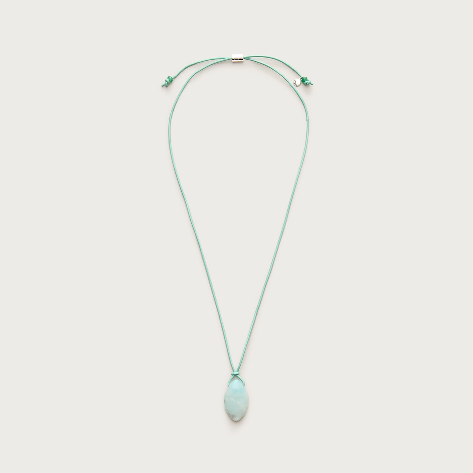 Semiprecious stone pendant necklace