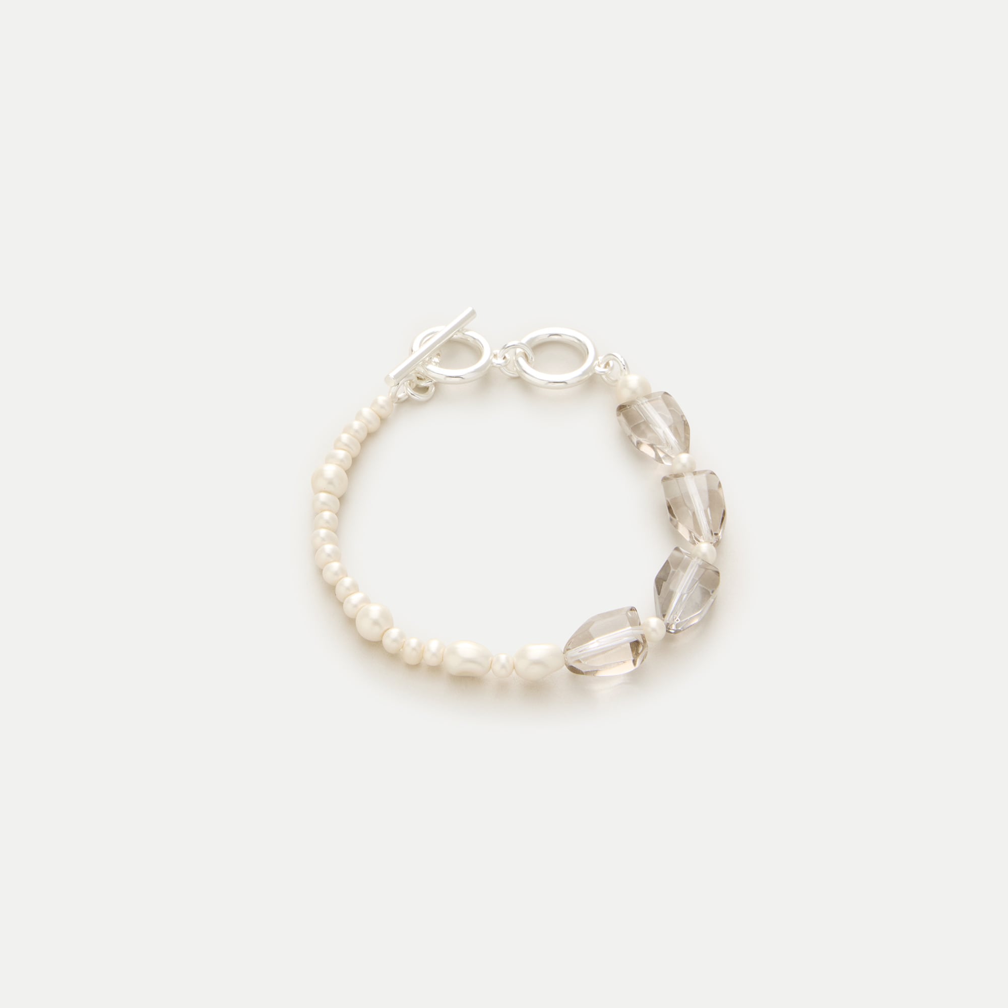 Pearl toggle bracelet