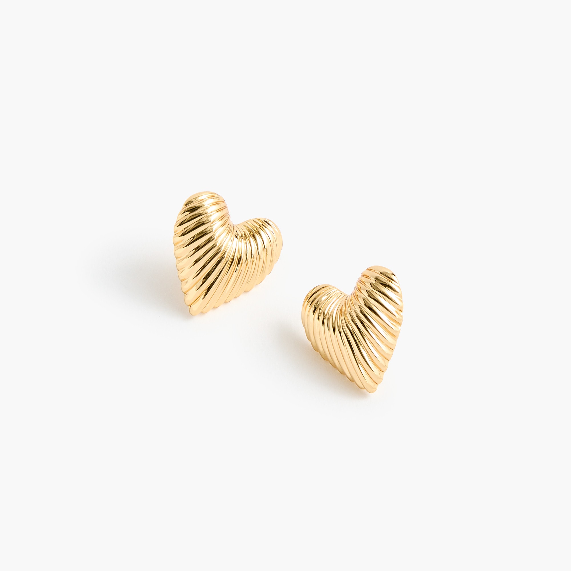 Heart stud earrings