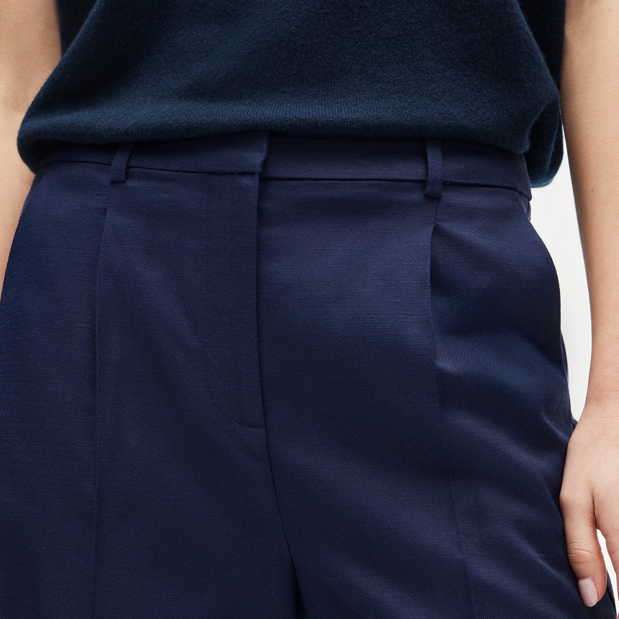 Essential wide-leg pant in Gramercy linen blend