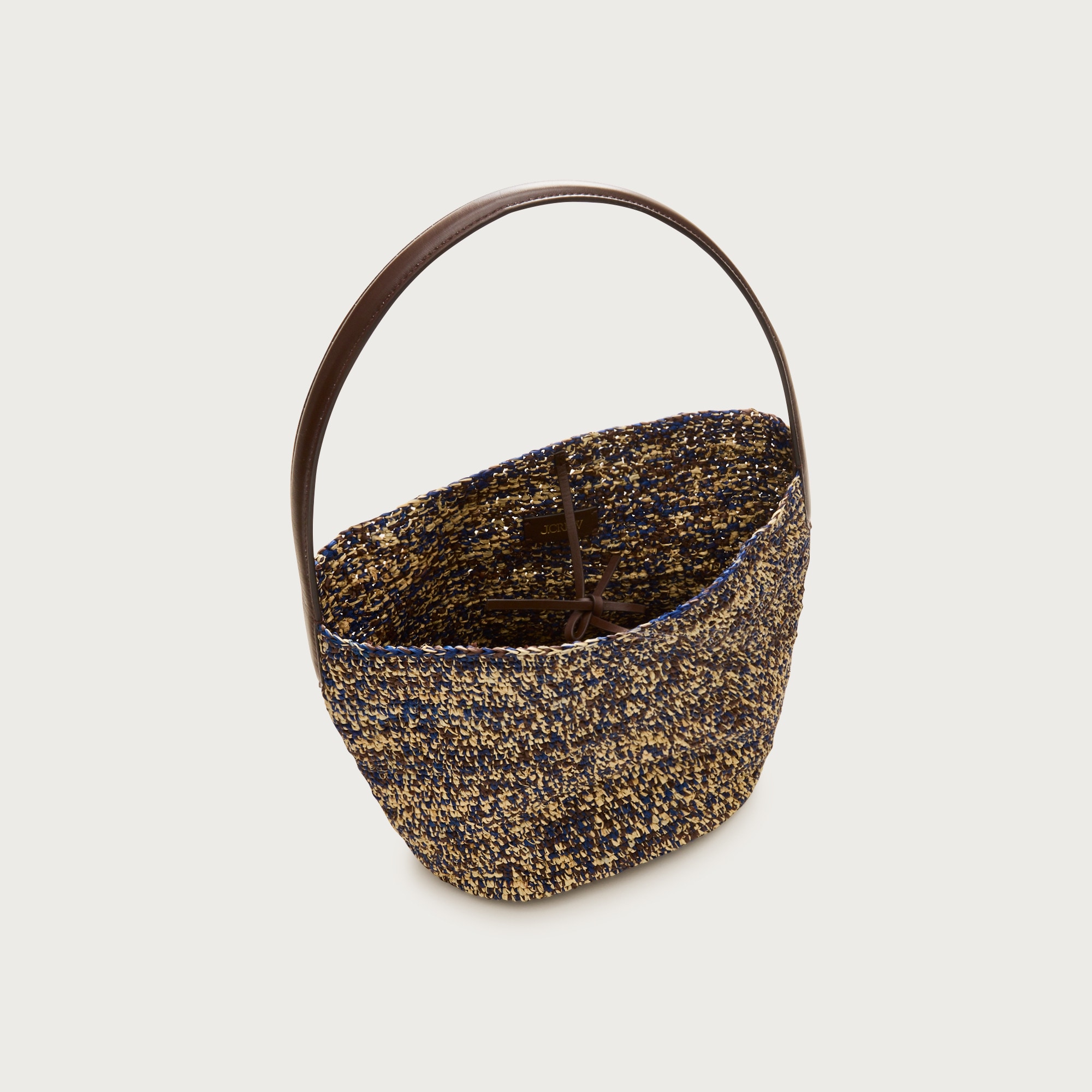 Berkeley handwoven bucket bag in marled straw