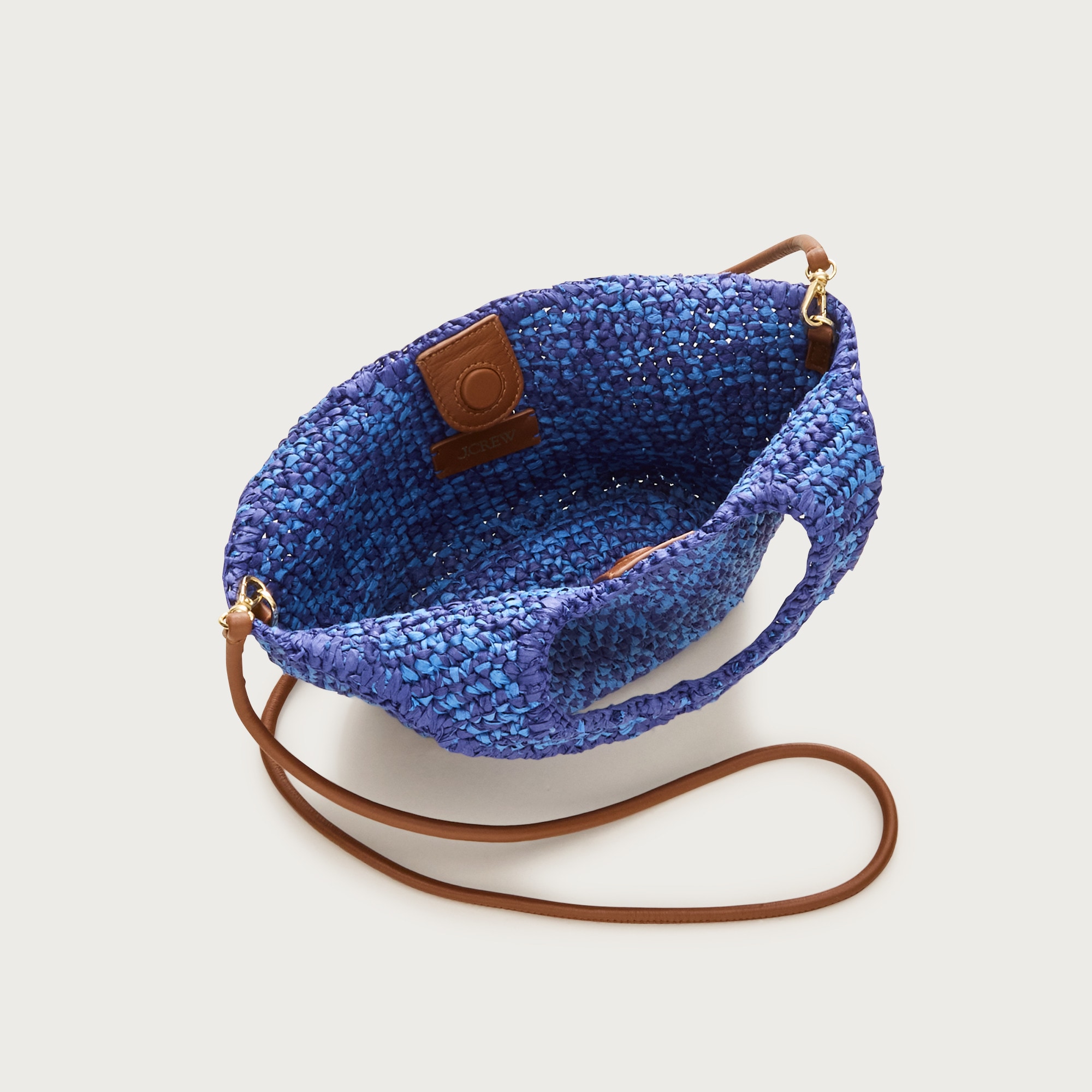 Small handwoven tote in marled straw