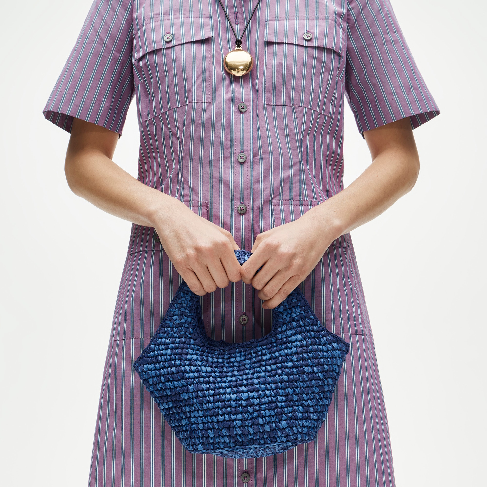 Small handwoven tote in marled straw