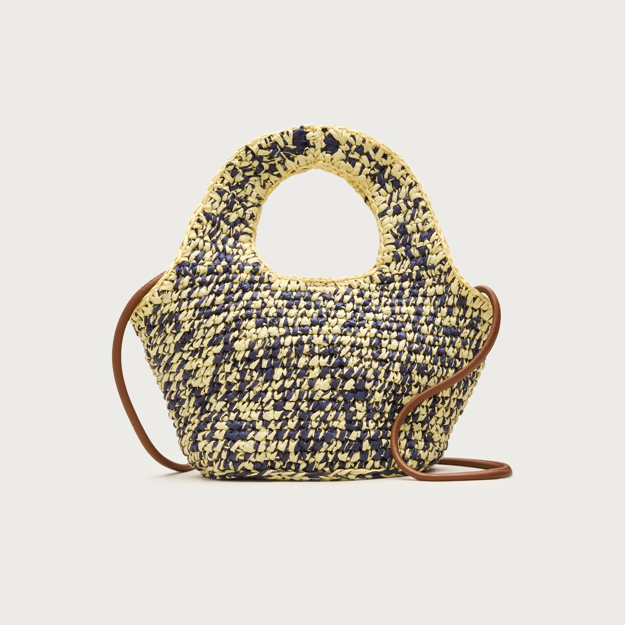 Small handwoven tote in marled straw