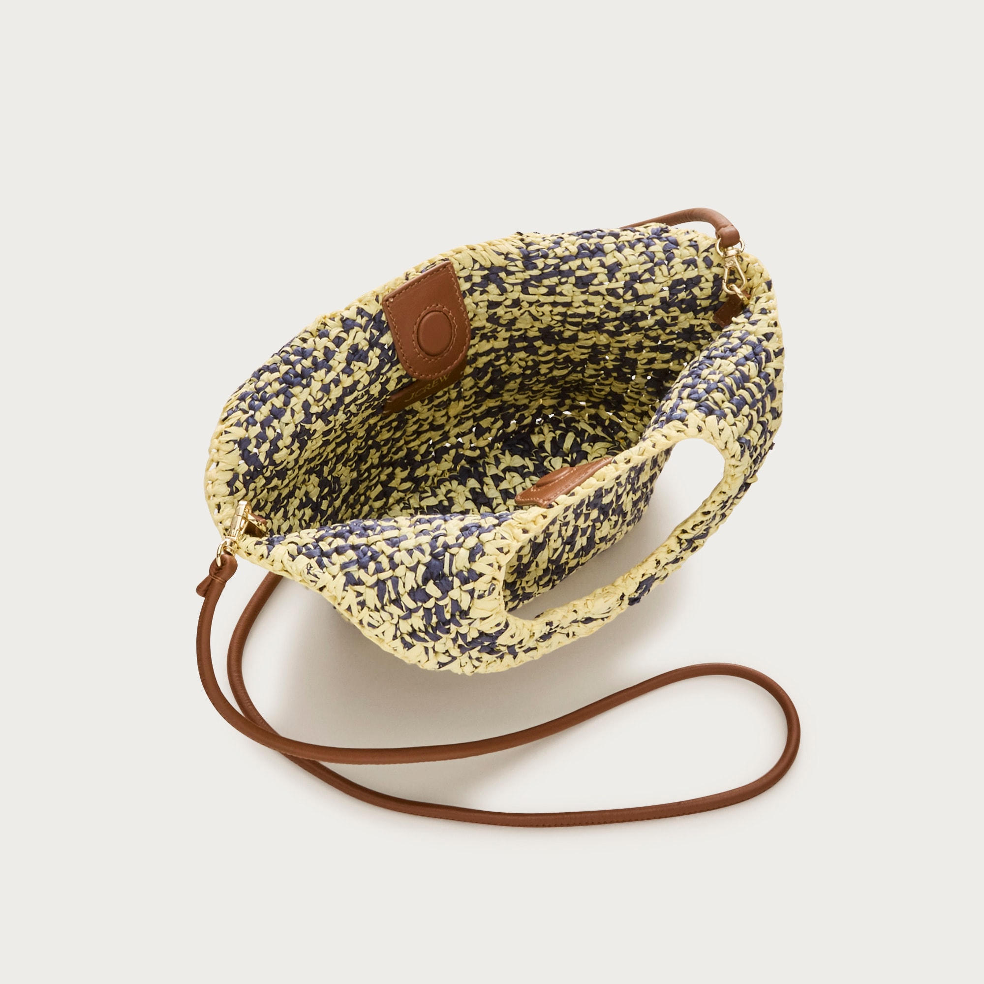 Small handwoven tote in marled straw
