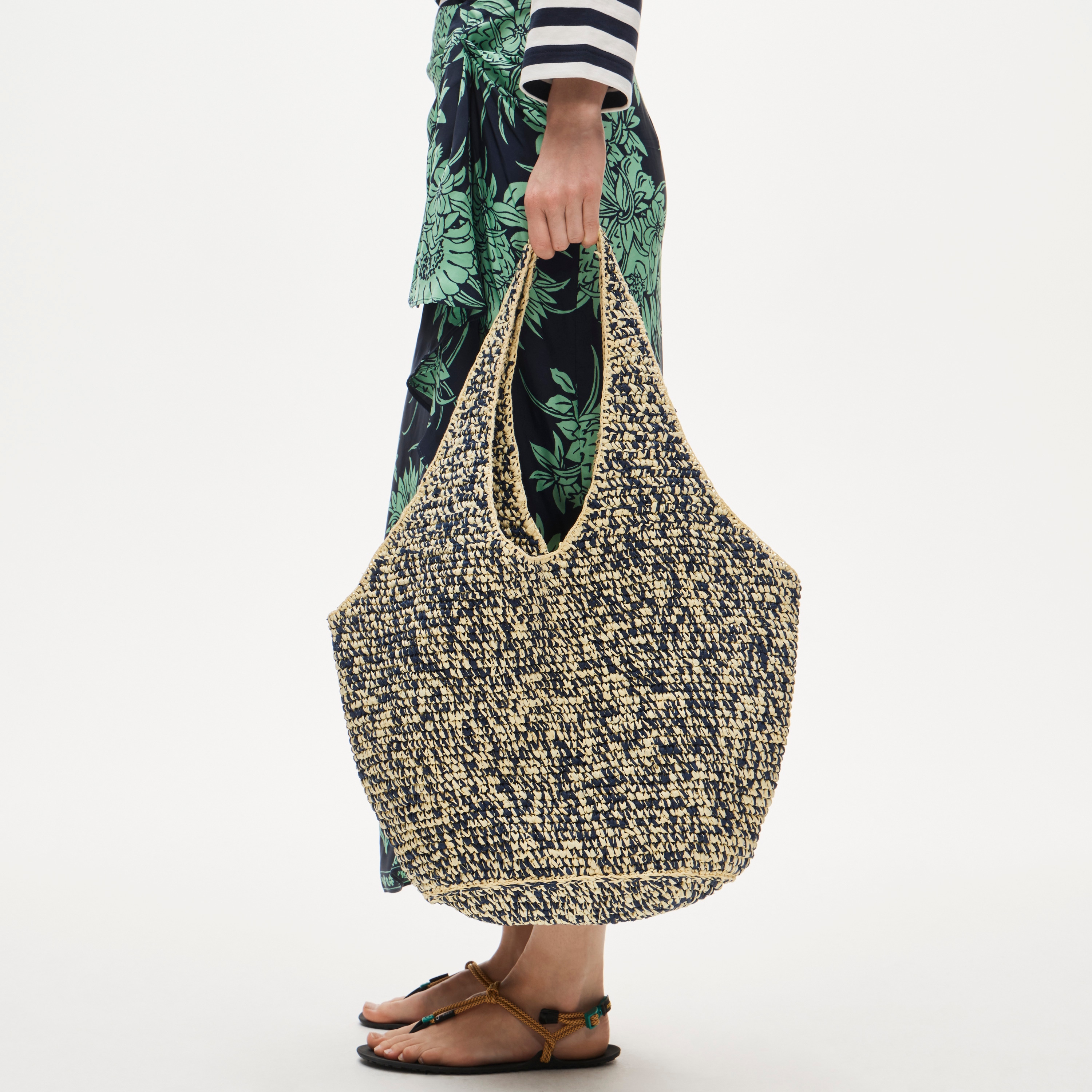 Large handwoven tote in marled straw