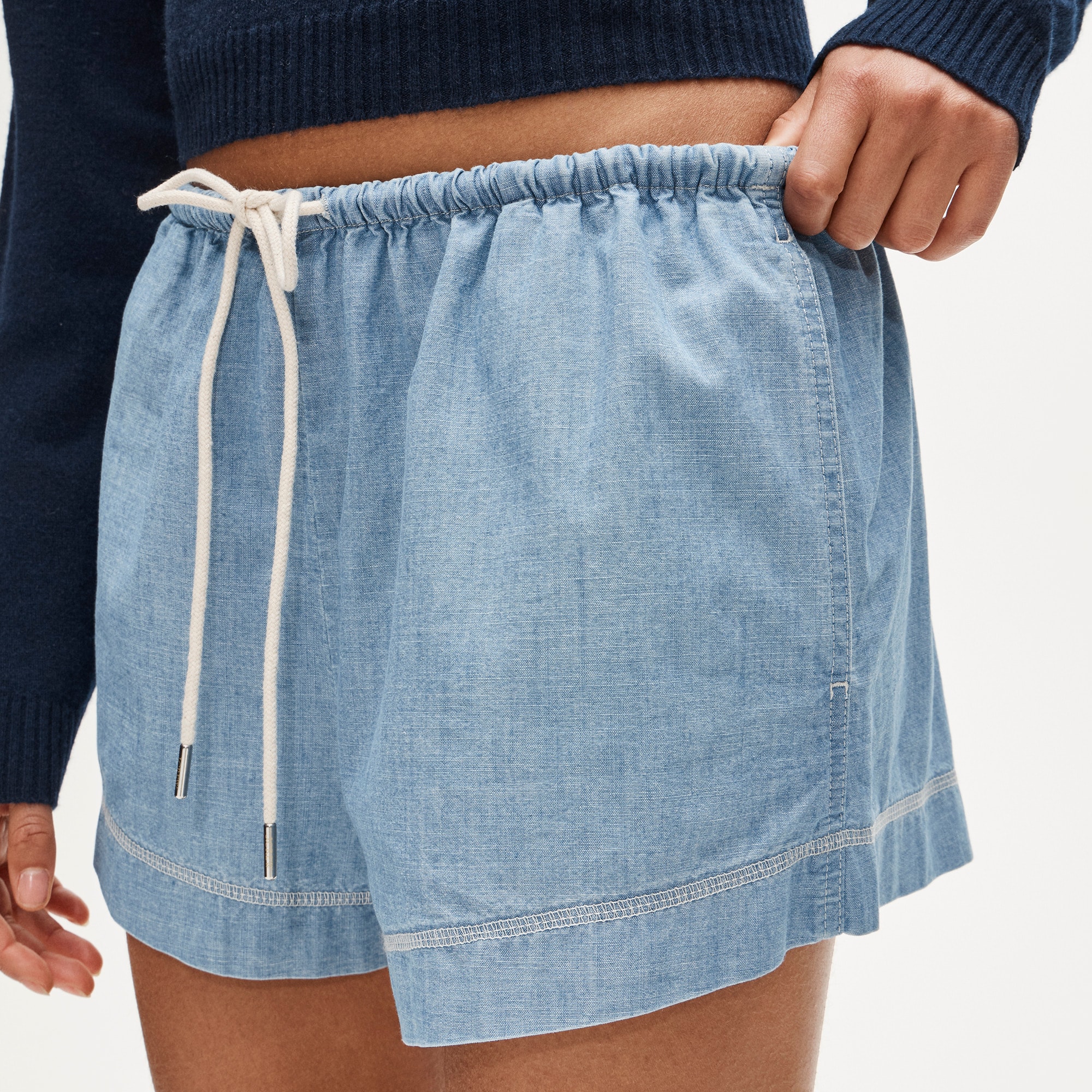 Cruise short in chambray - image 4