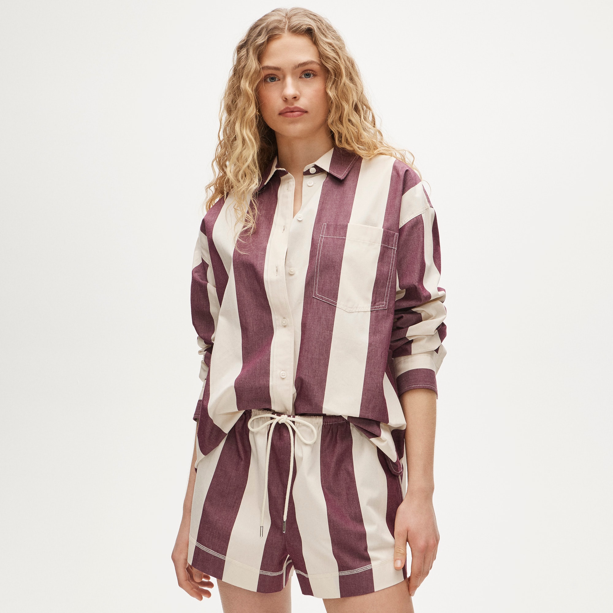 Cruise short in striped lightweight oxford