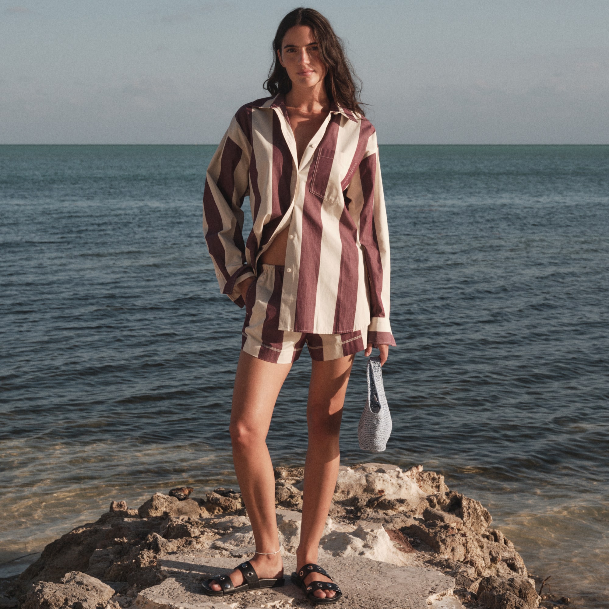 Cruise short in striped lightweight oxford
