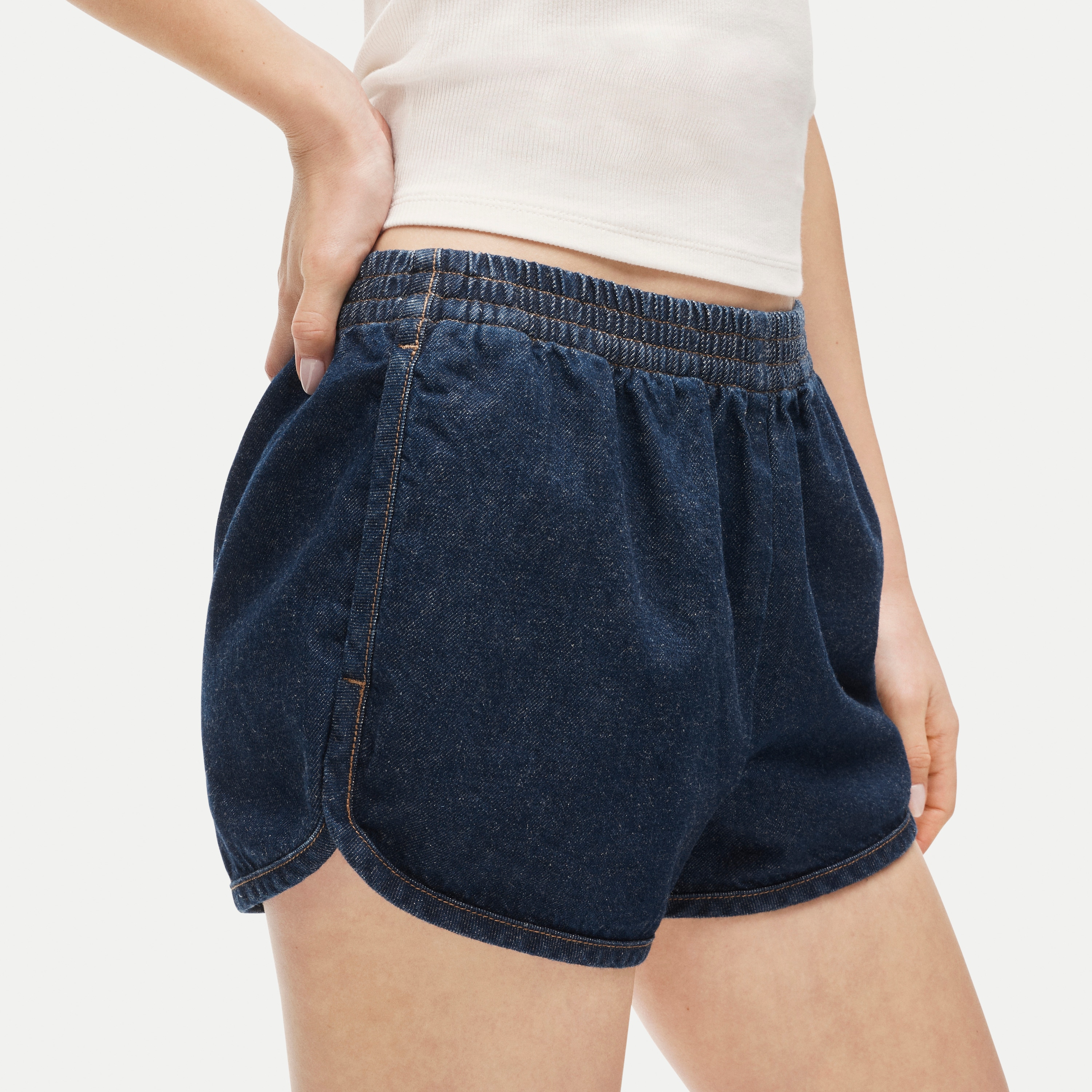 Boxer short in drapey denim