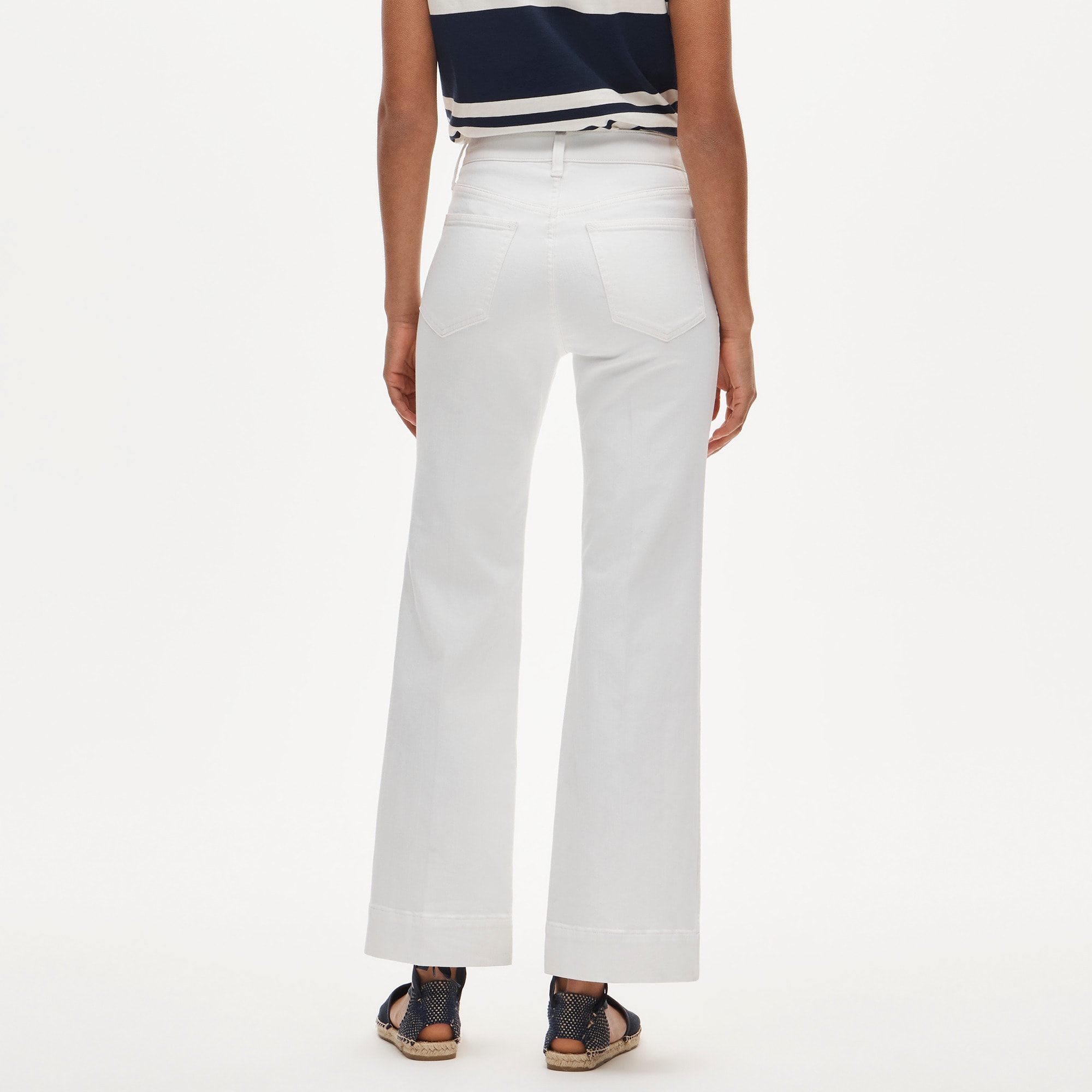 Charley kickout cropped jean in super-stretch with patch pockets
