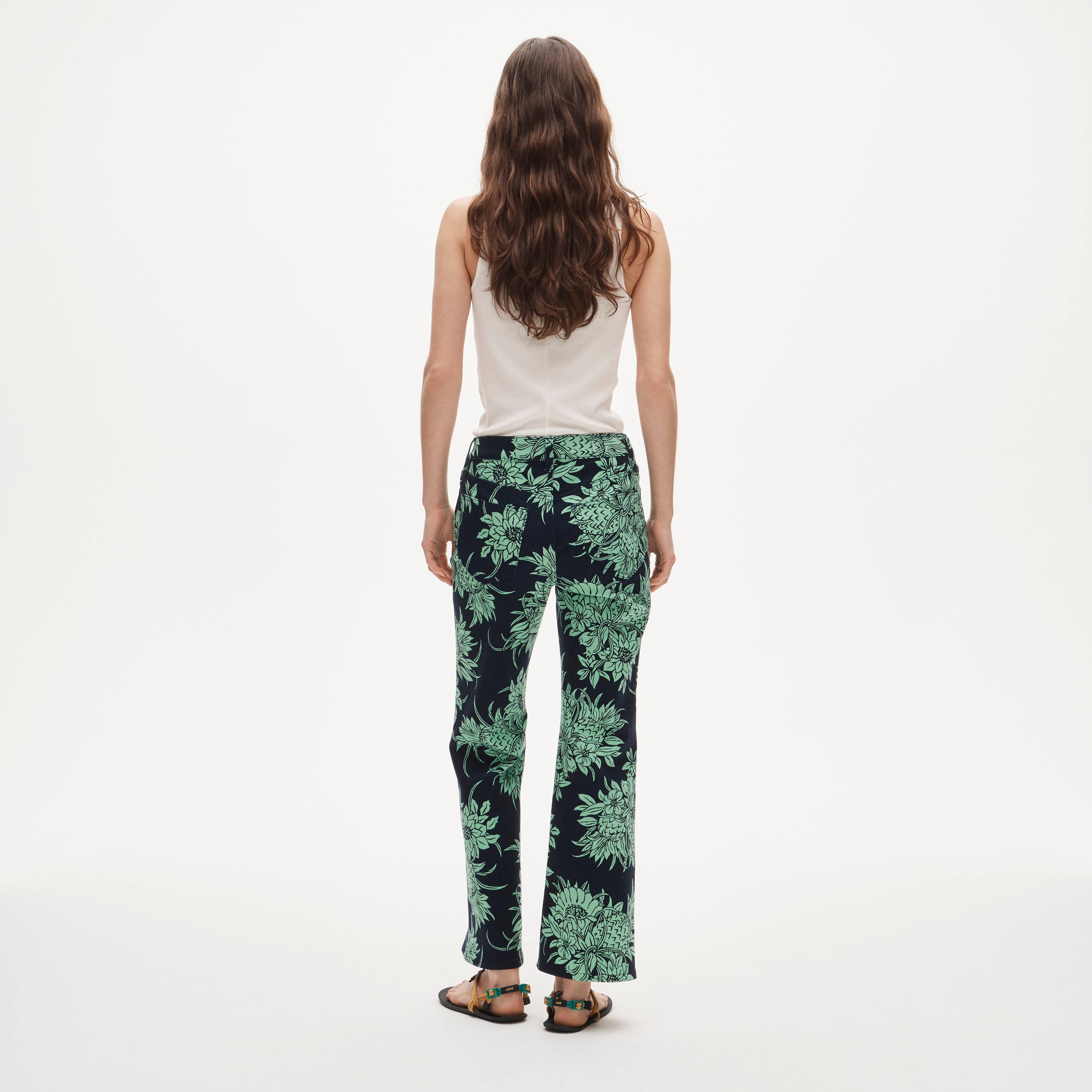 Charley kickout cropped jean in pineapple garden print - image 5