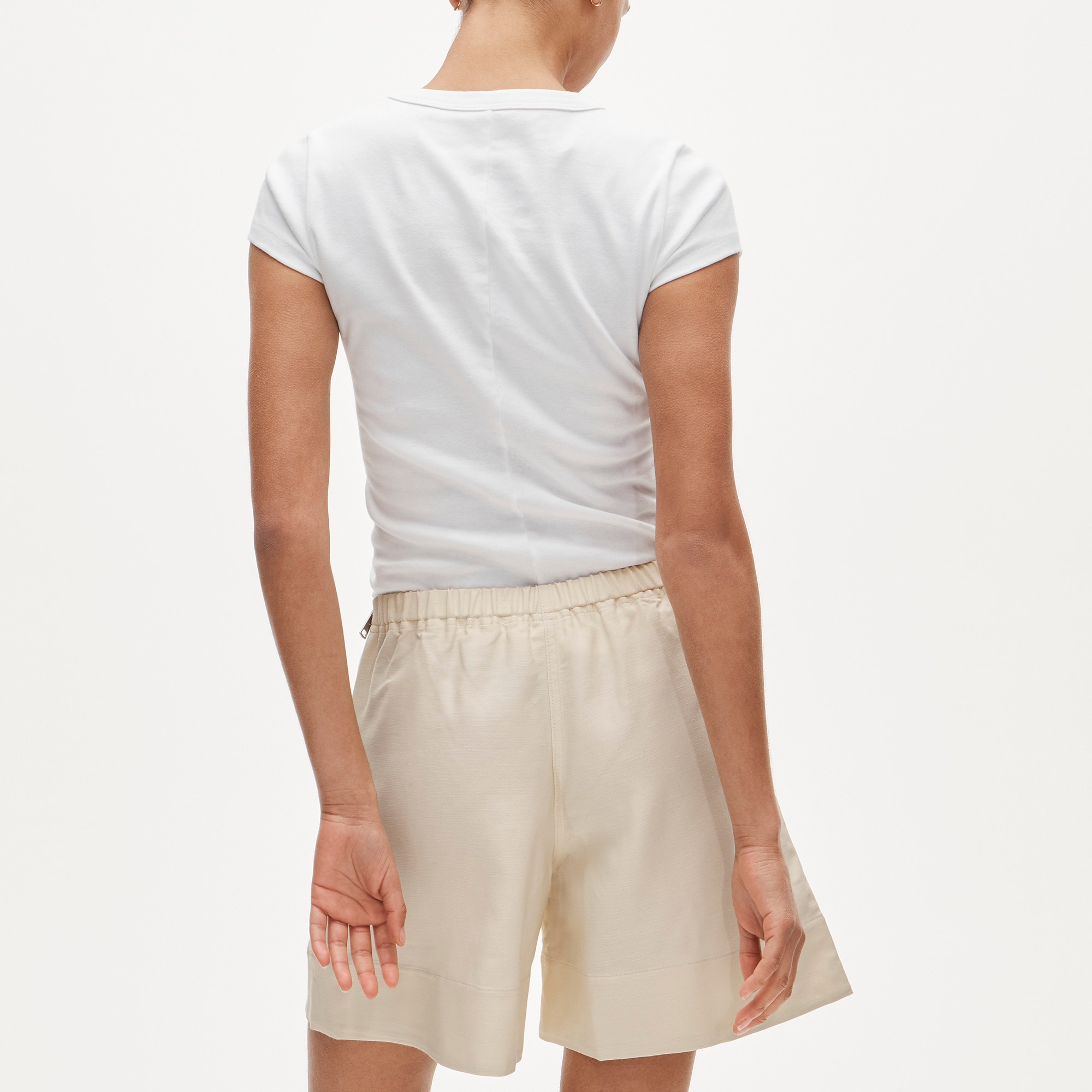 6" short in Gramercy linen blend