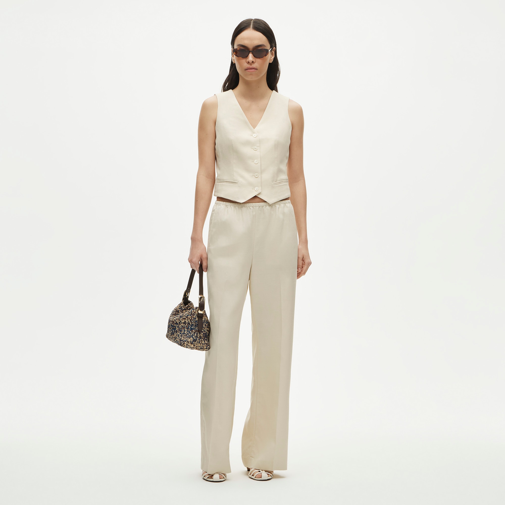 Shrunken V-neck vest top in Gramercy linen blend