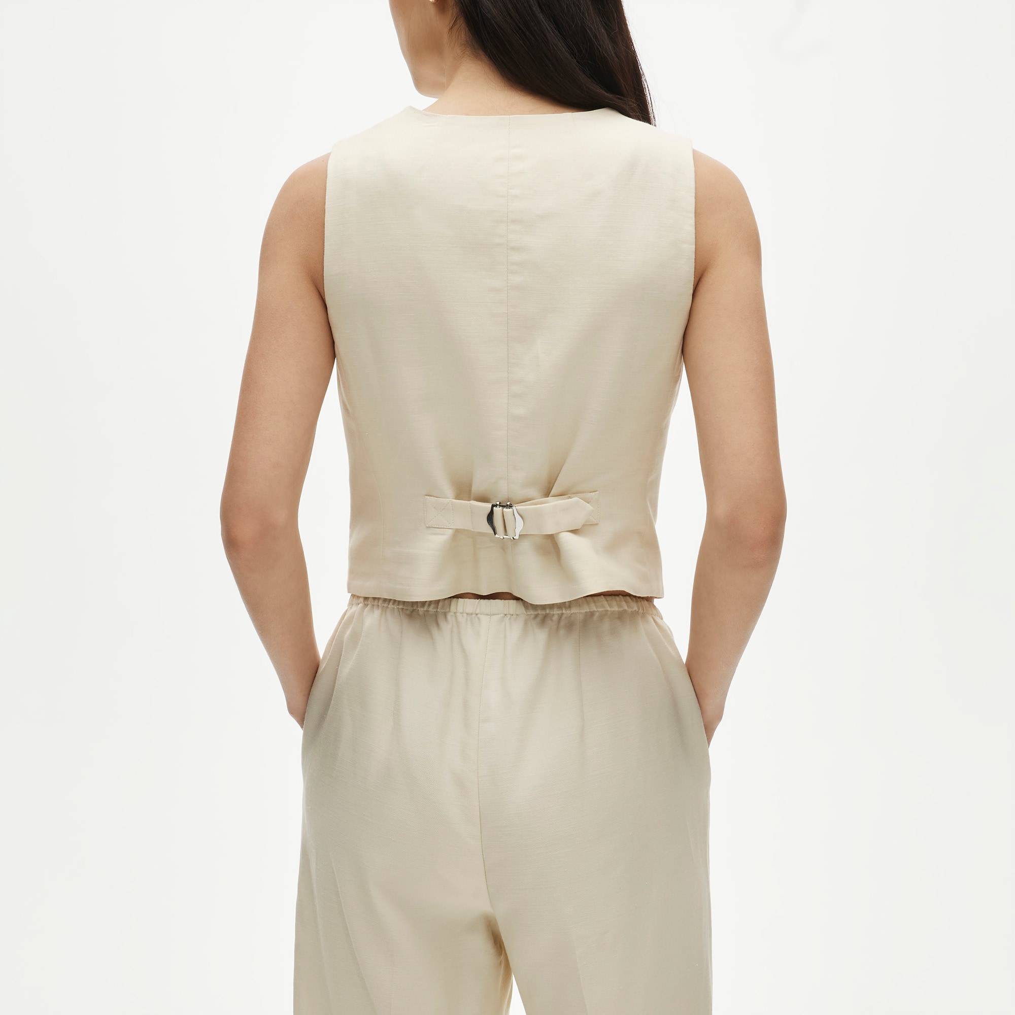 Shrunken V-neck vest top in Gramercy linen blend
