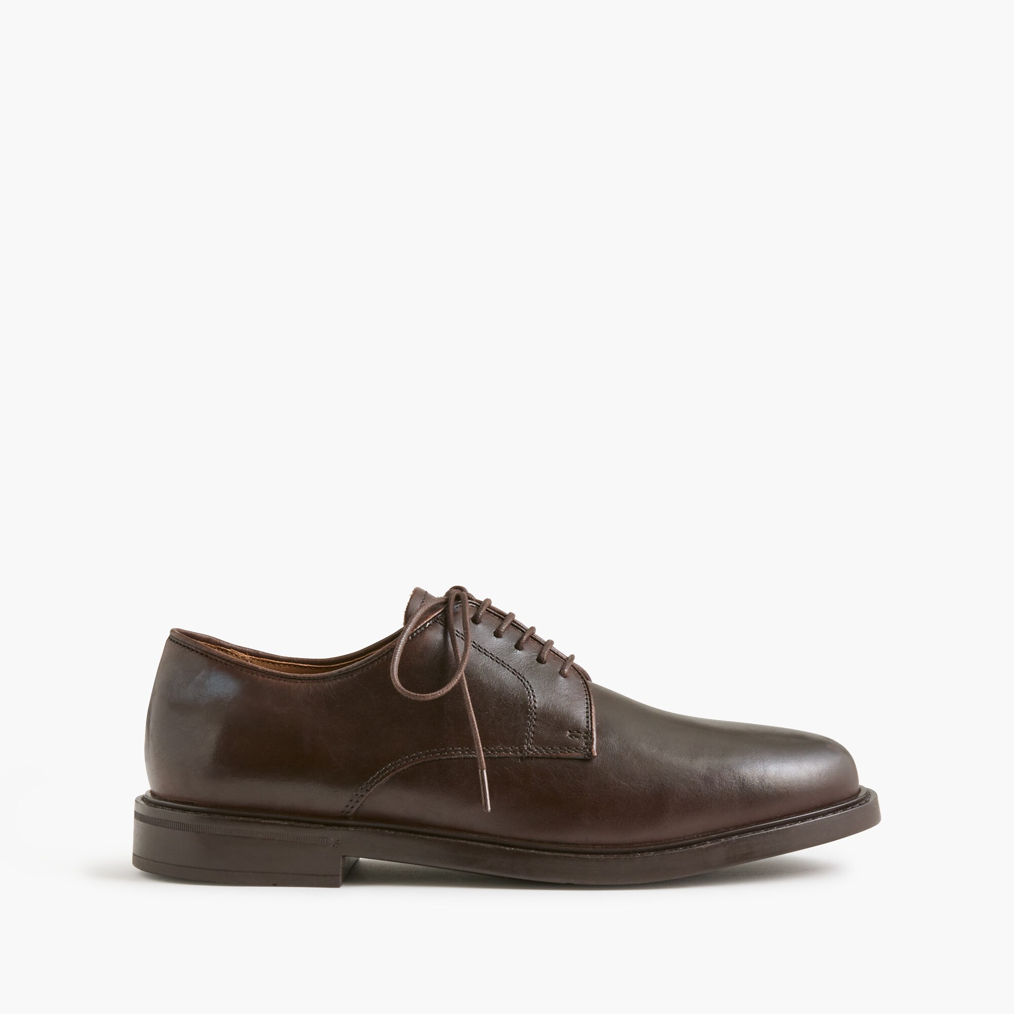 Leather lace-up shoes